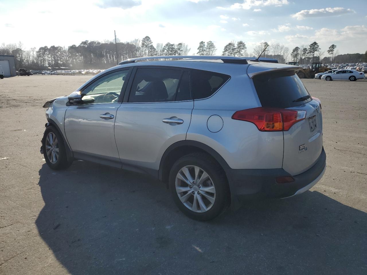 Photo 1 VIN: JTMYFREV0FJ040155 - TOYOTA RAV 4 