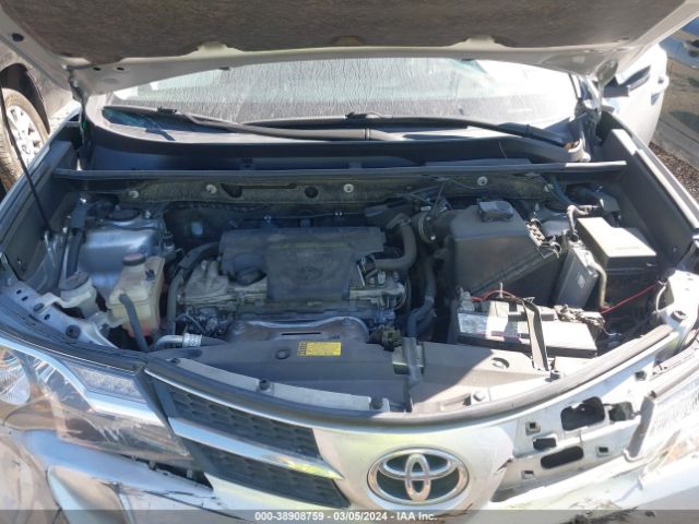 Photo 9 VIN: JTMYFREV9FJ040011 - TOYOTA RAV4 