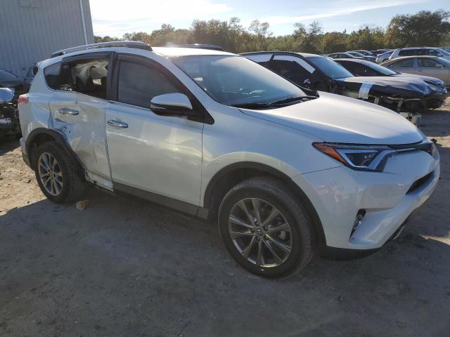 Photo 3 VIN: JTMYFREVXJJ157413 - TOYOTA RAV4 