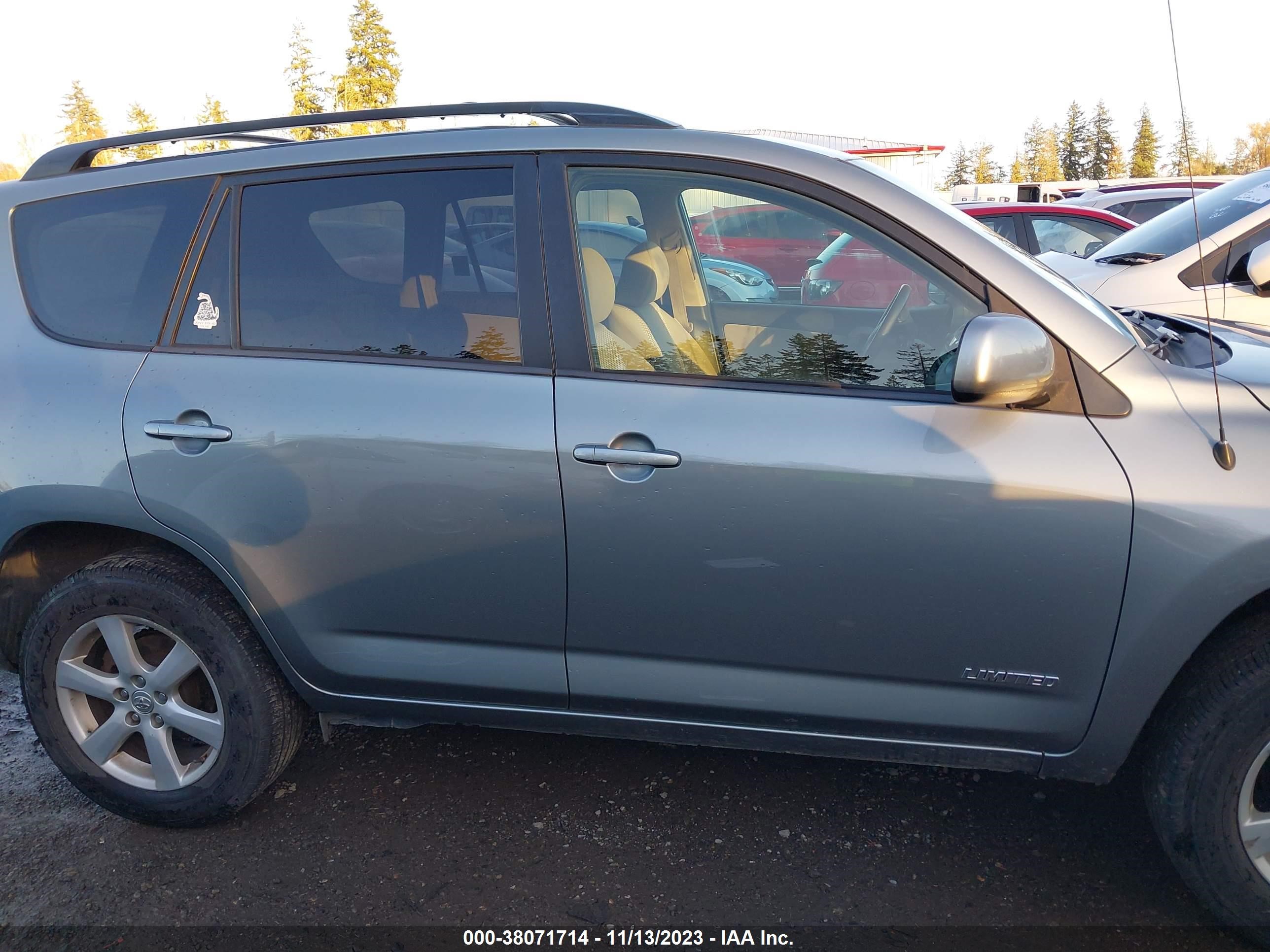 Photo 12 VIN: JTMZD31VX86080715 - TOYOTA RAV 4 