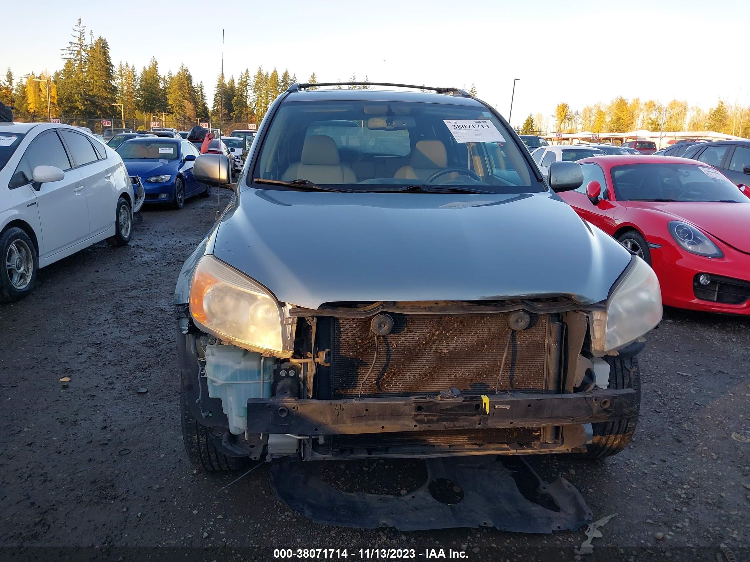 Photo 5 VIN: JTMZD31VX86080715 - TOYOTA RAV 4 