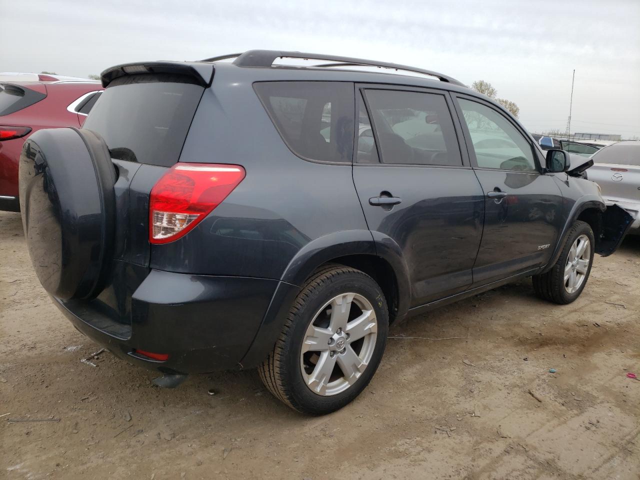 Photo 2 VIN: JTMZD32V286055113 - TOYOTA RAV 4 