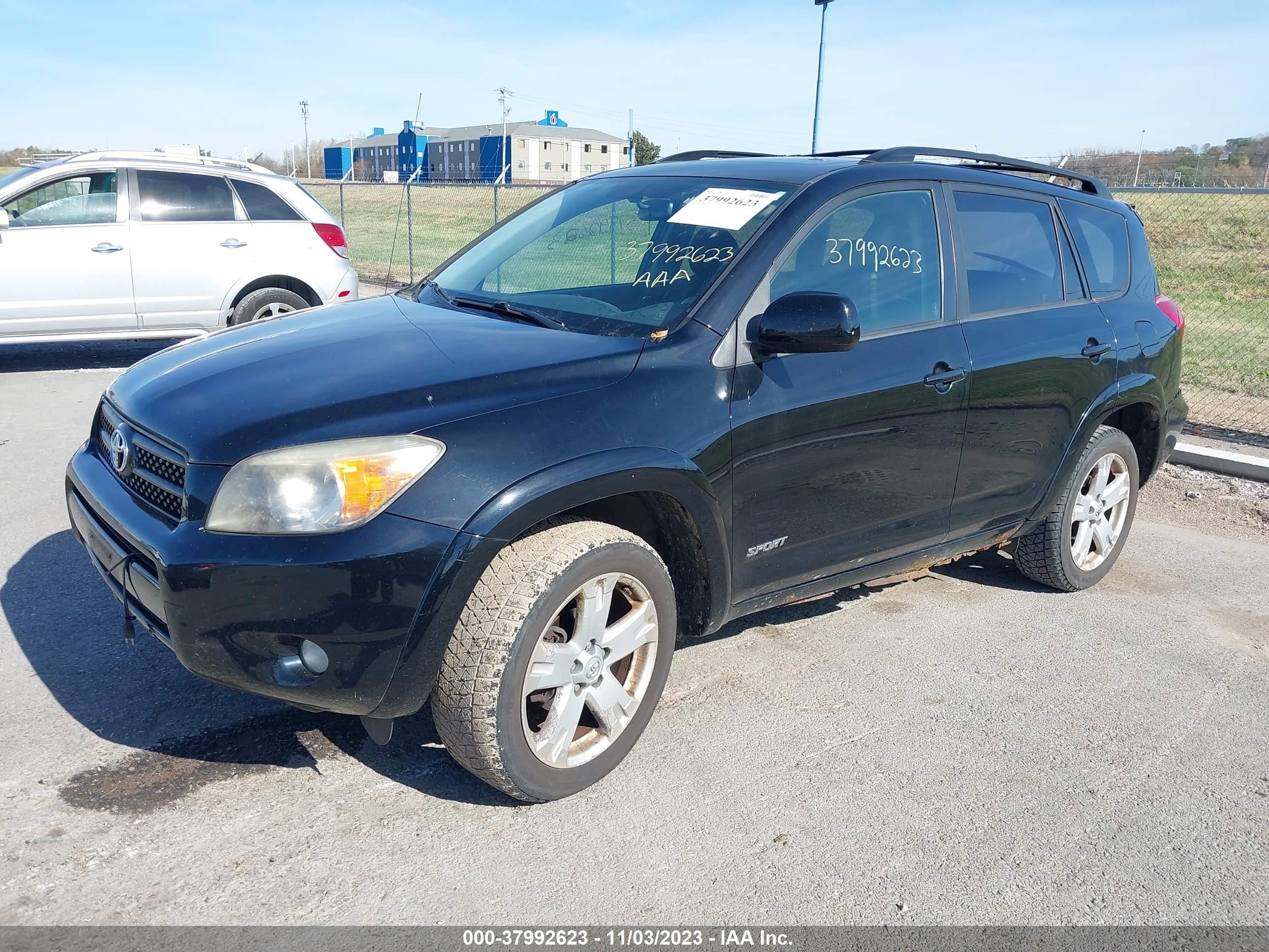 Photo 1 VIN: JTMZD32V576028616 - TOYOTA RAV 4 