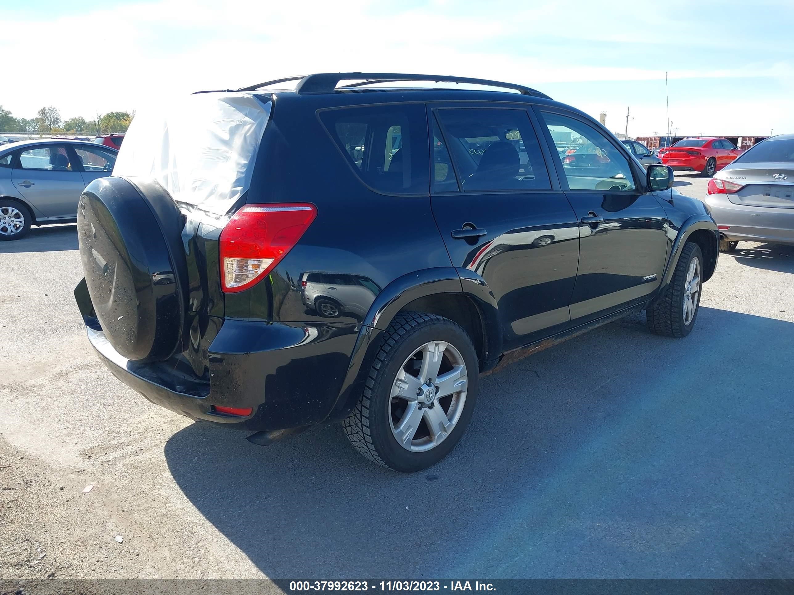 Photo 3 VIN: JTMZD32V576028616 - TOYOTA RAV 4 