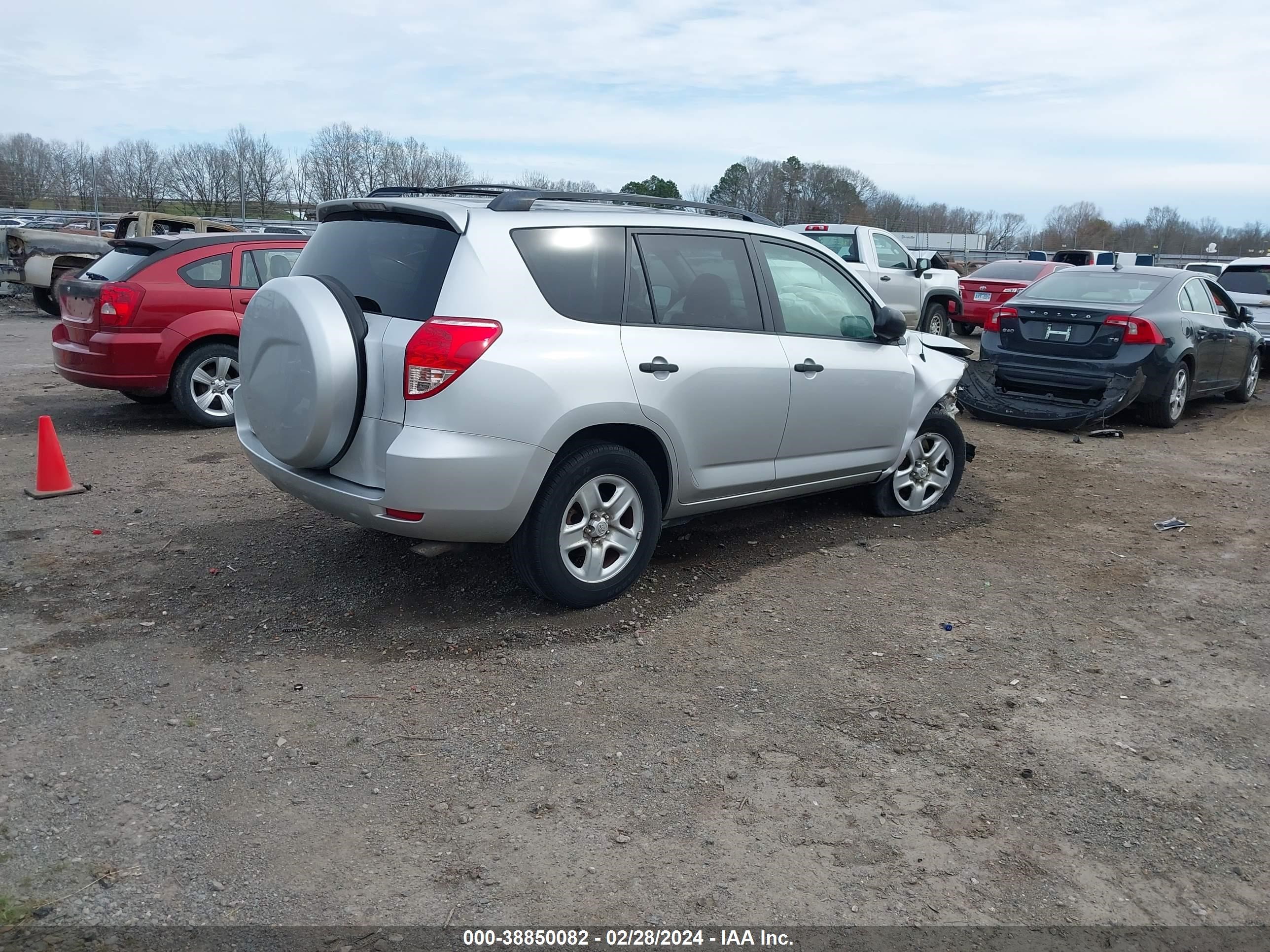 Photo 3 VIN: JTMZD33V075076139 - TOYOTA RAV 4 