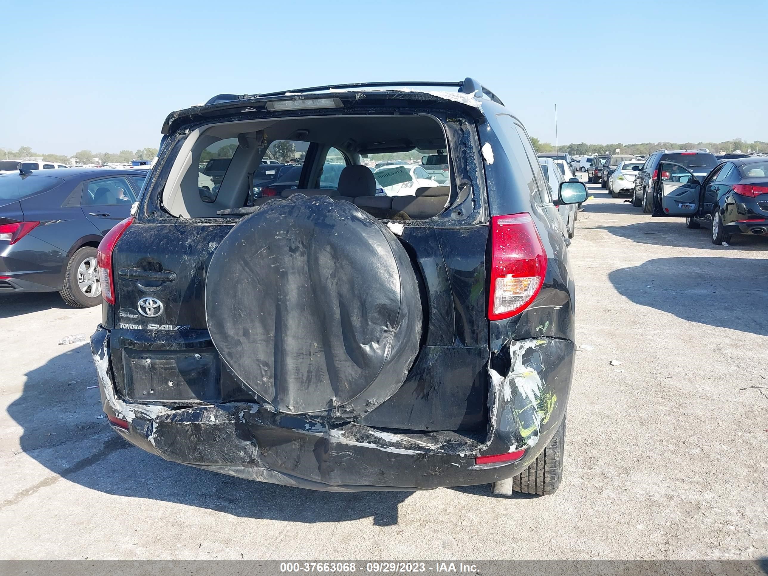 Photo 5 VIN: JTMZD33V276034050 - TOYOTA RAV 4 