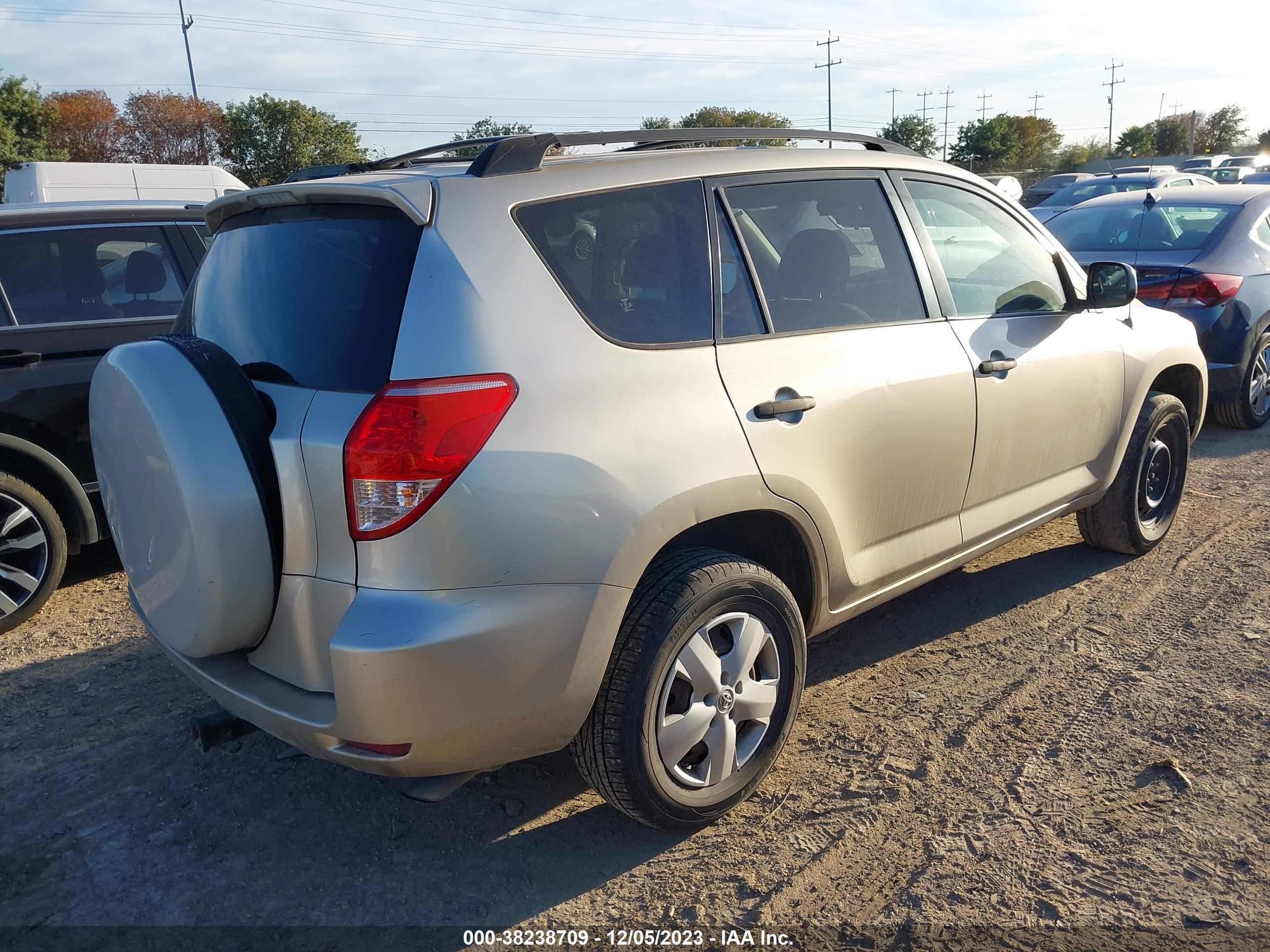 Photo 3 VIN: JTMZD33V276037062 - TOYOTA RAV 4 