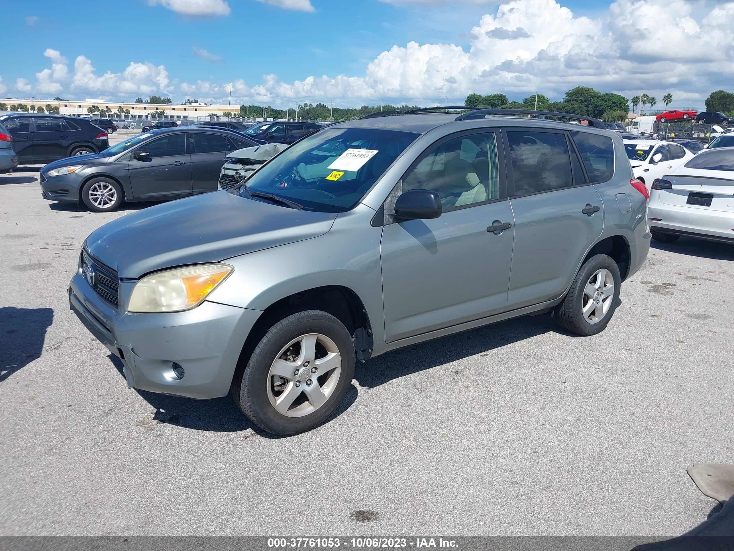 Photo 1 VIN: JTMZD33V466008158 - TOYOTA RAV 4 