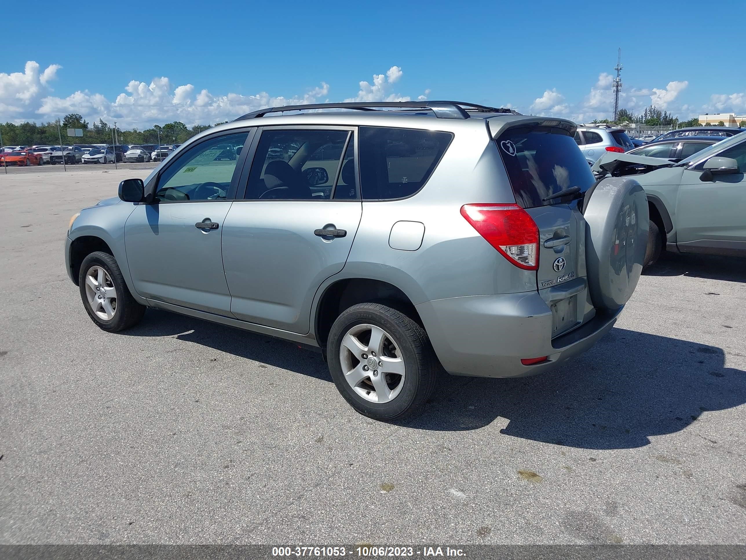 Photo 2 VIN: JTMZD33V466008158 - TOYOTA RAV 4 