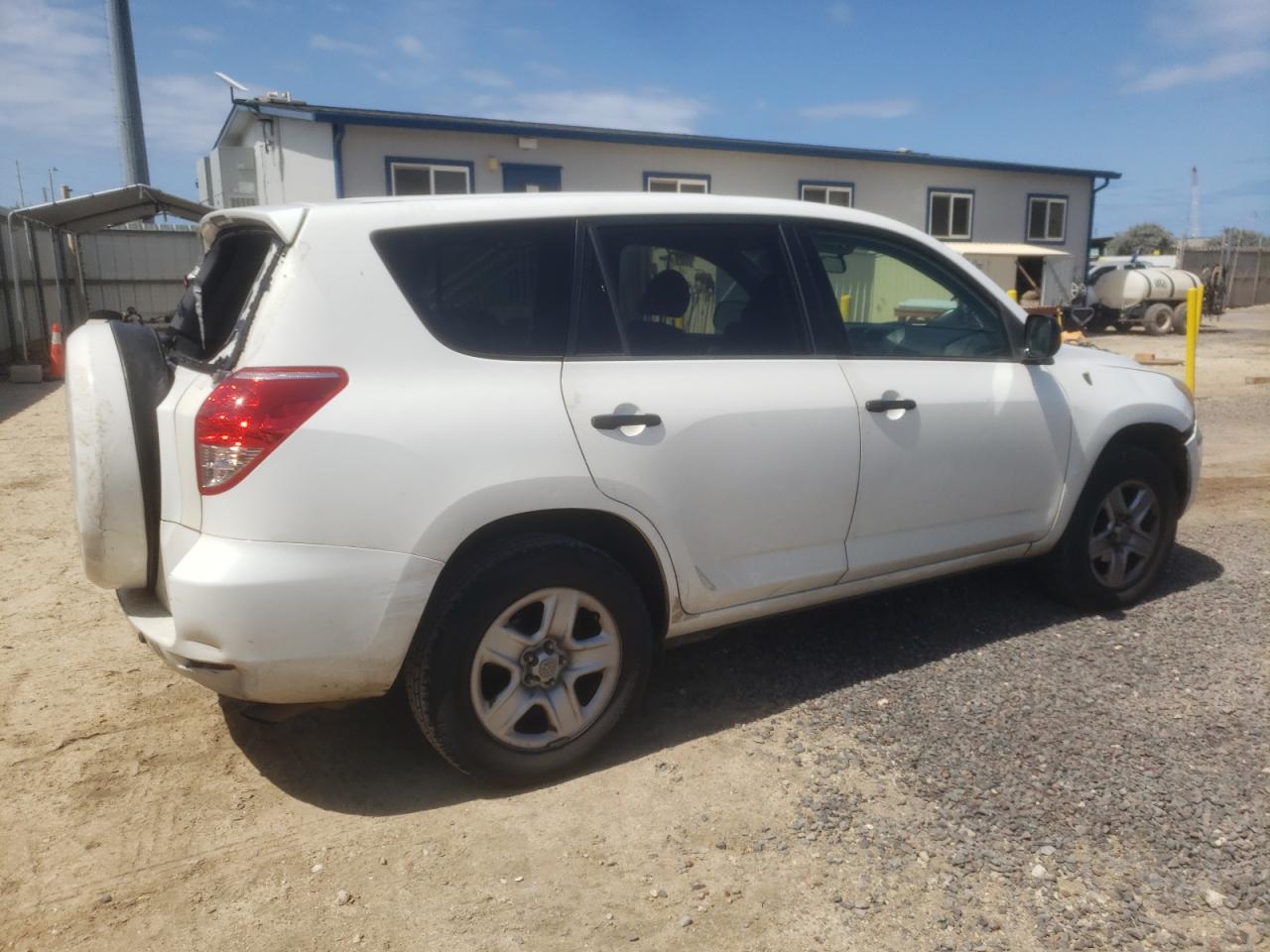 Photo 2 VIN: JTMZD33V485094239 - TOYOTA RAV 4 