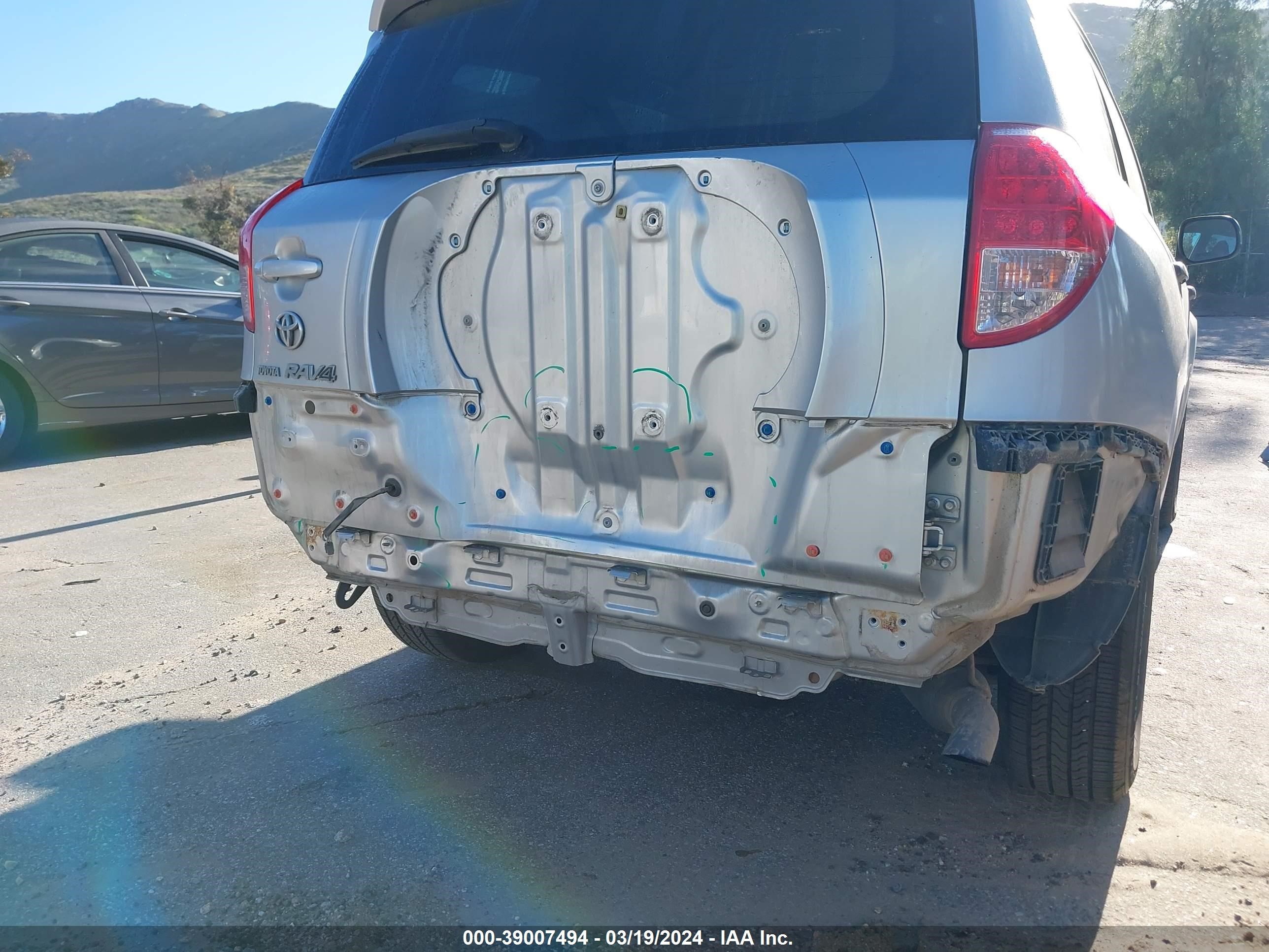 Photo 5 VIN: JTMZD33V566013515 - TOYOTA RAV 4 