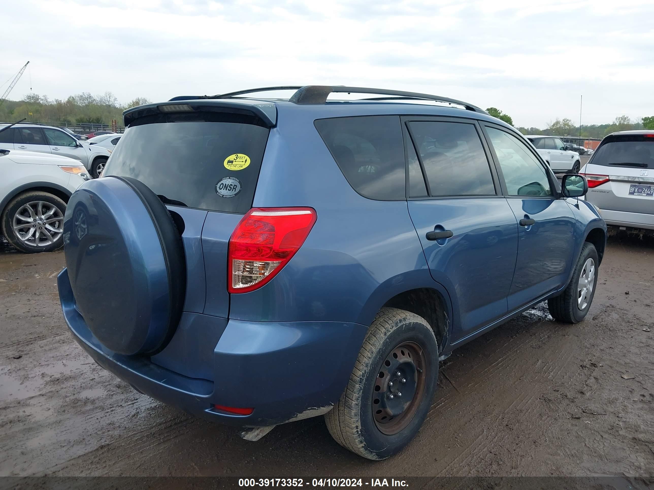 Photo 3 VIN: JTMZD33V686058658 - TOYOTA RAV 4 