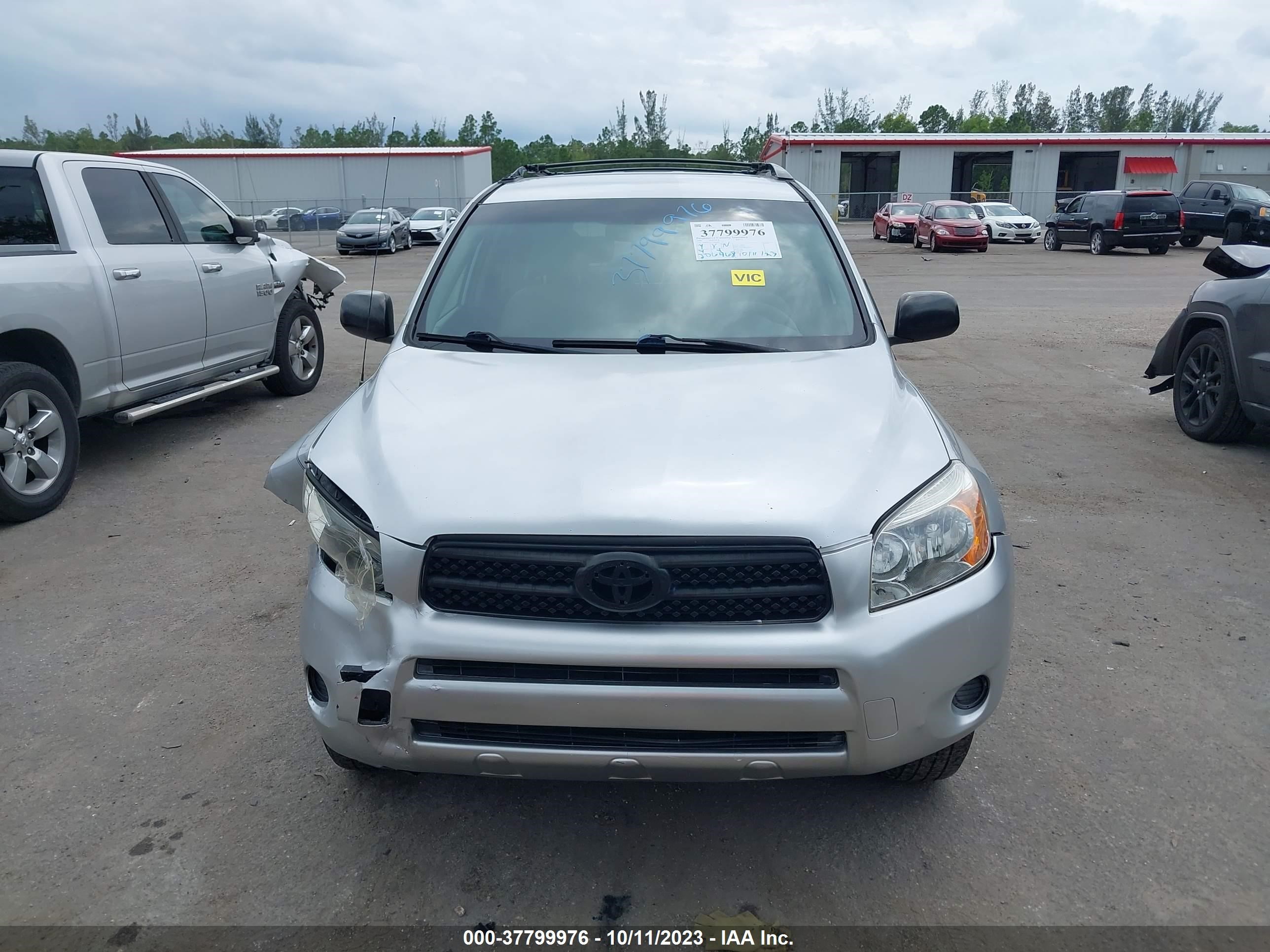 Photo 11 VIN: JTMZD33V765016664 - TOYOTA RAV 4 