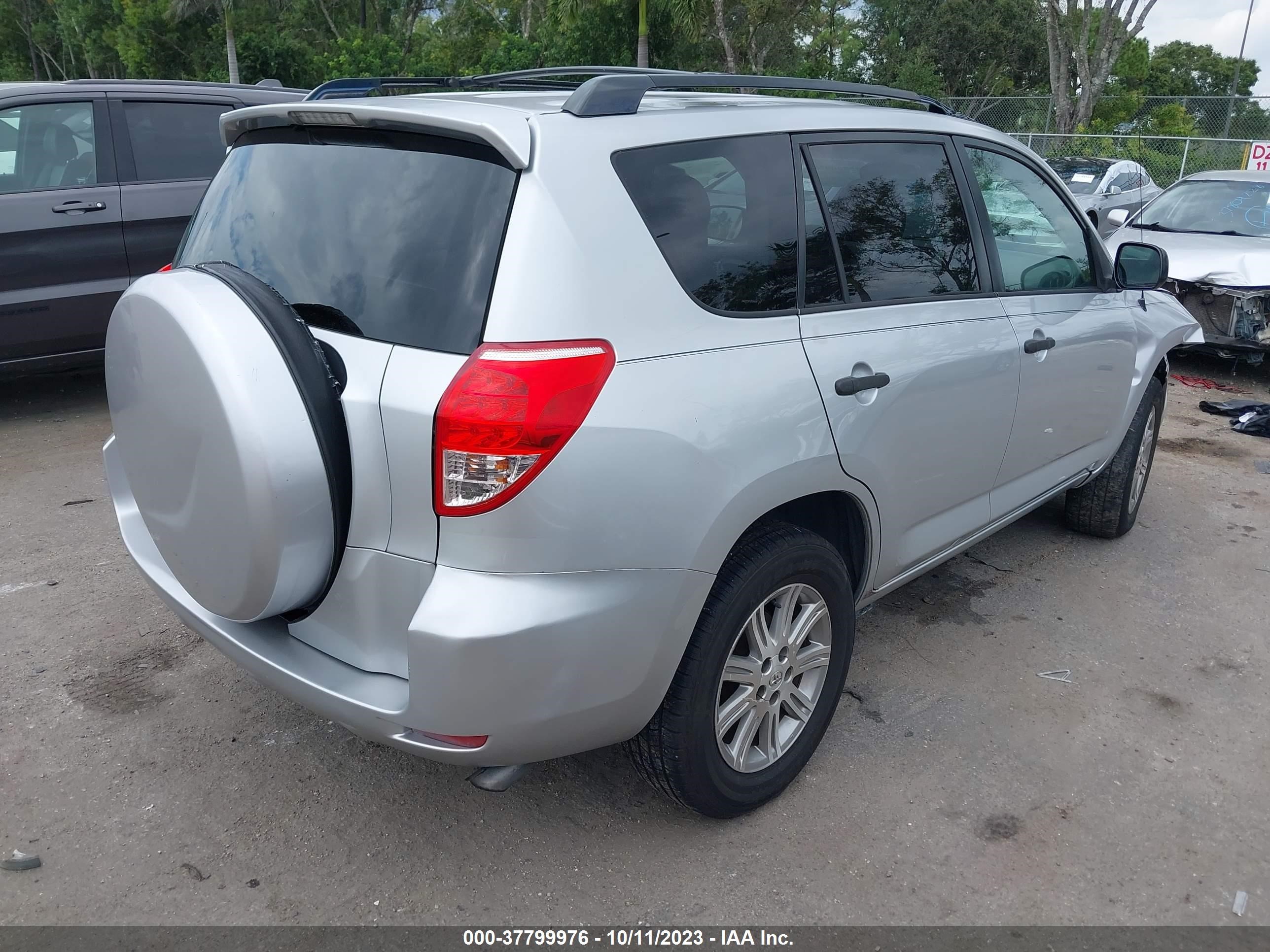 Photo 3 VIN: JTMZD33V765016664 - TOYOTA RAV 4 