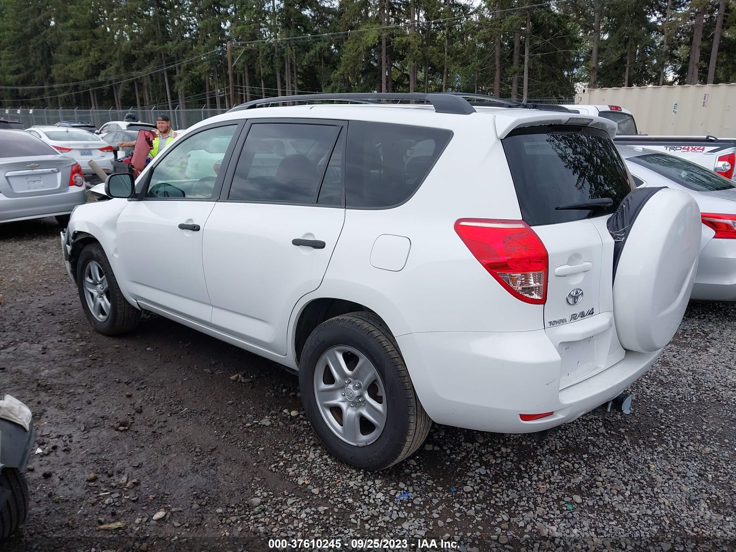 Photo 2 VIN: JTMZD33V765032041 - TOYOTA RAV 4 