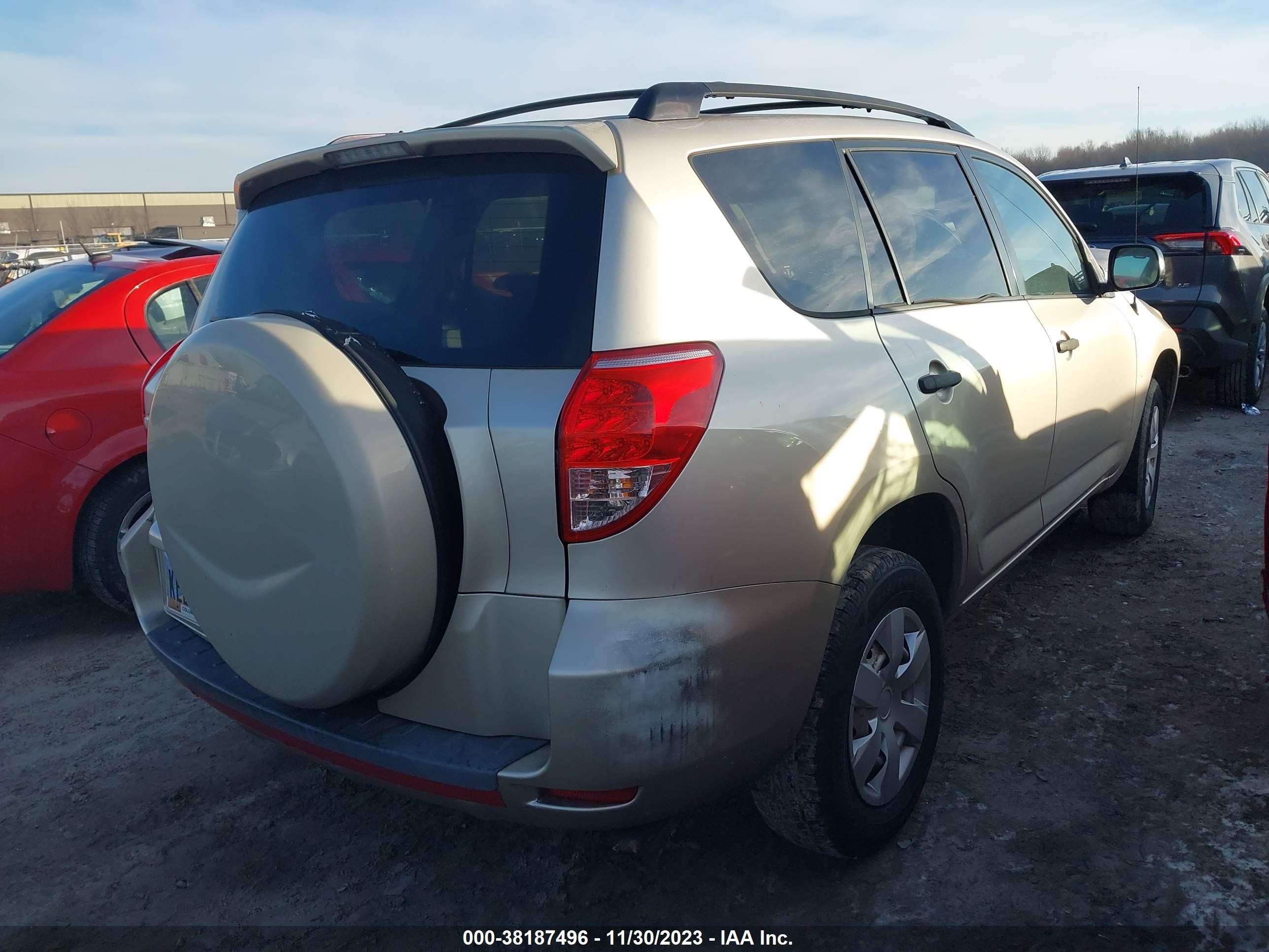 Photo 3 VIN: JTMZD33V786079115 - TOYOTA RAV 4 