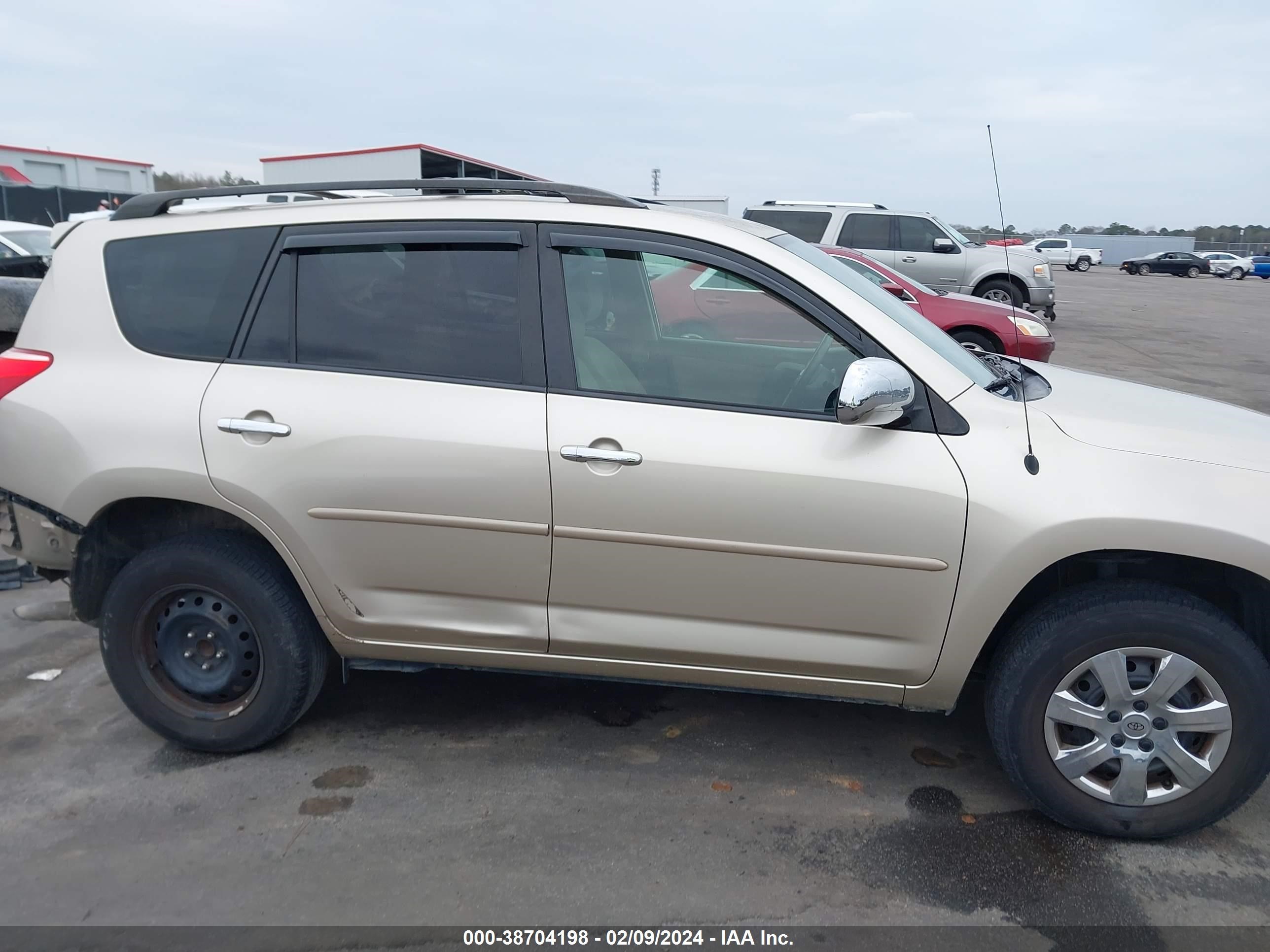 Photo 13 VIN: JTMZD33V975075281 - TOYOTA RAV 4 