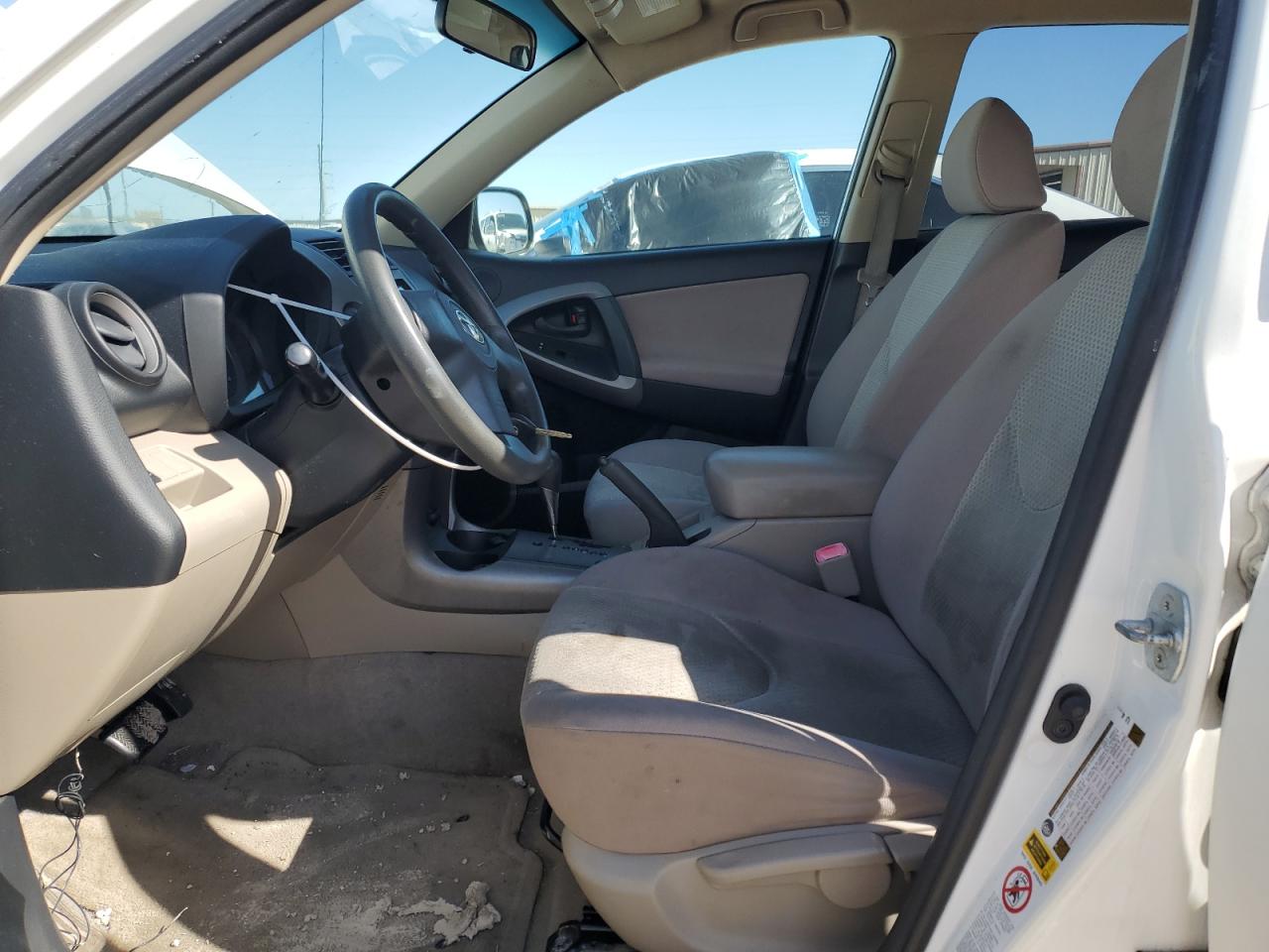 Photo 6 VIN: JTMZD33V986070299 - TOYOTA RAV 4 