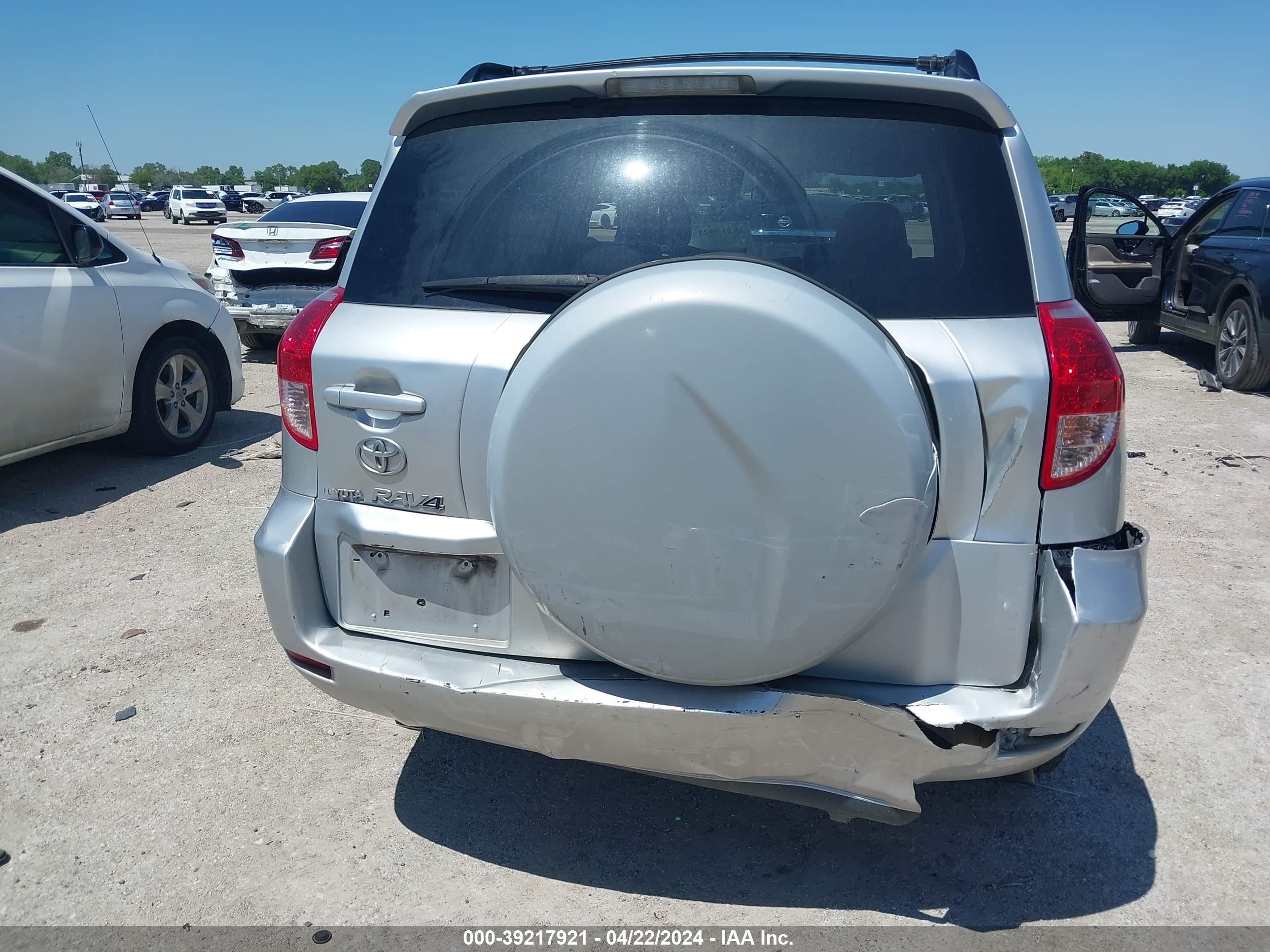 Photo 5 VIN: JTMZD33VX76034684 - TOYOTA RAV 4 