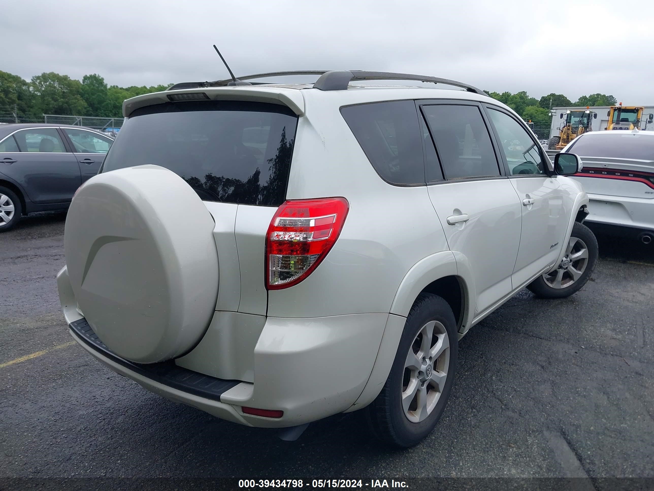 Photo 3 VIN: JTMZF31V295013169 - TOYOTA RAV 4 