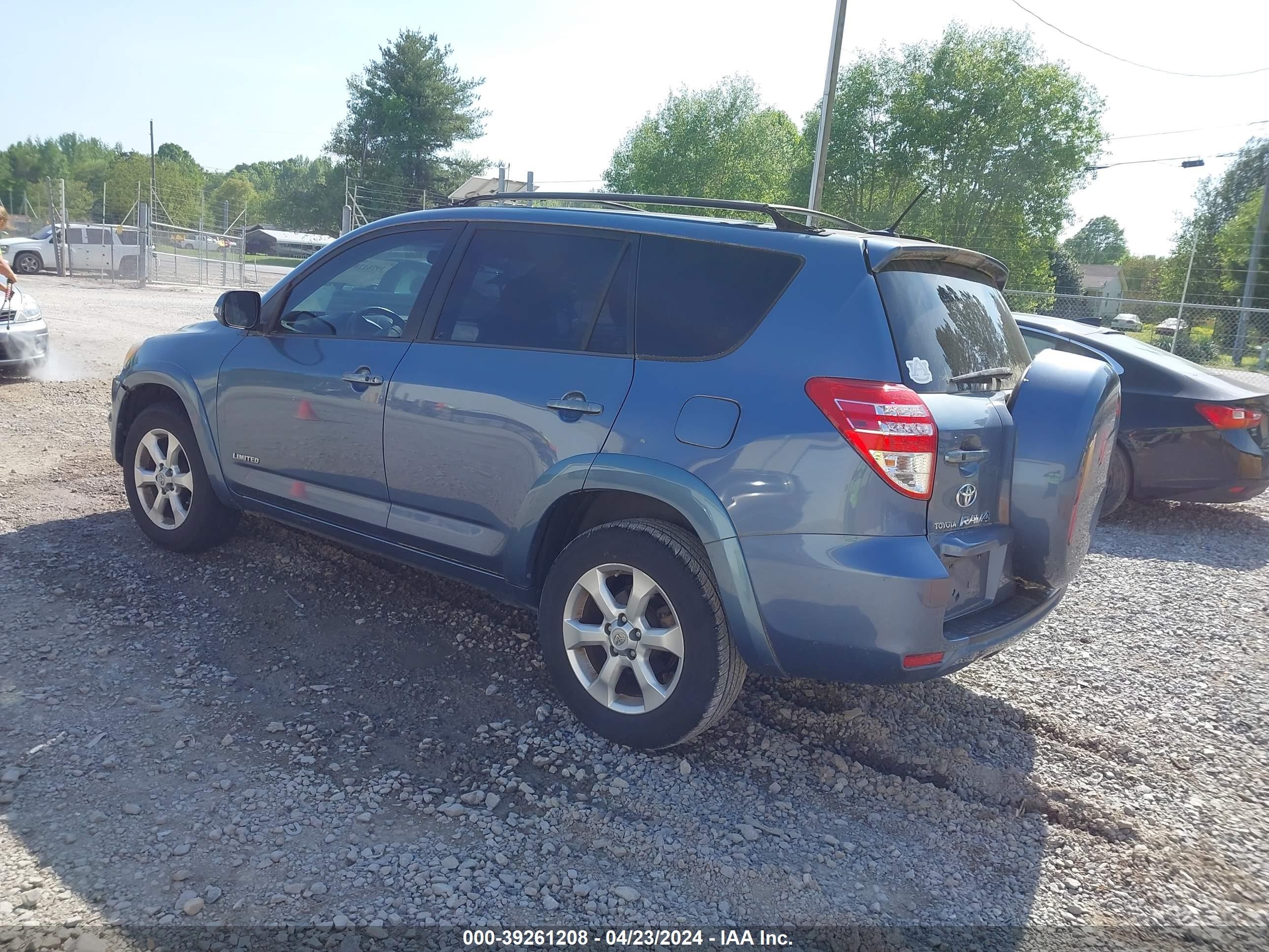 Photo 2 VIN: JTMZF31V79D005039 - TOYOTA RAV 4 