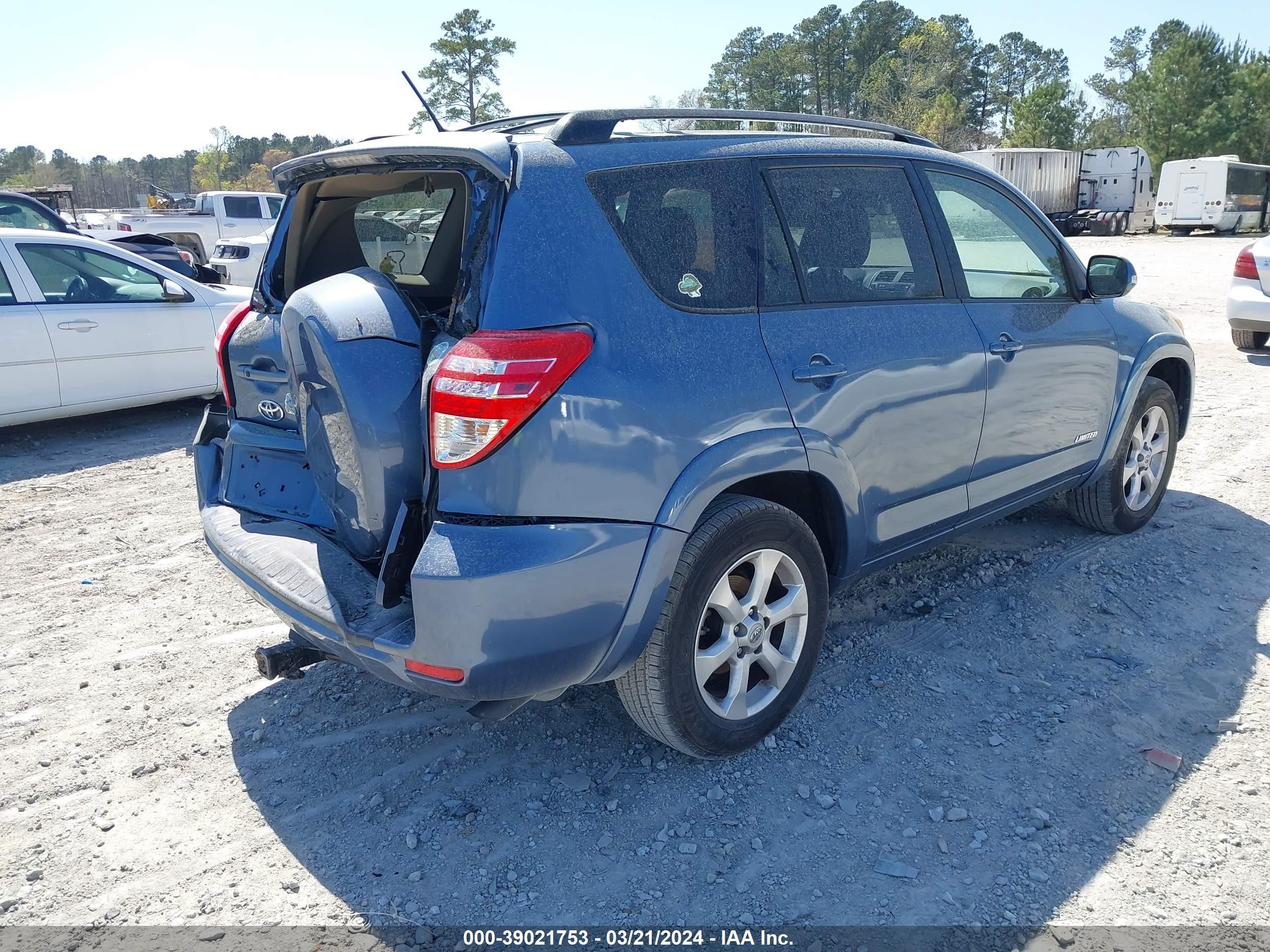 Photo 3 VIN: JTMZF31V99D010193 - TOYOTA RAV 4 