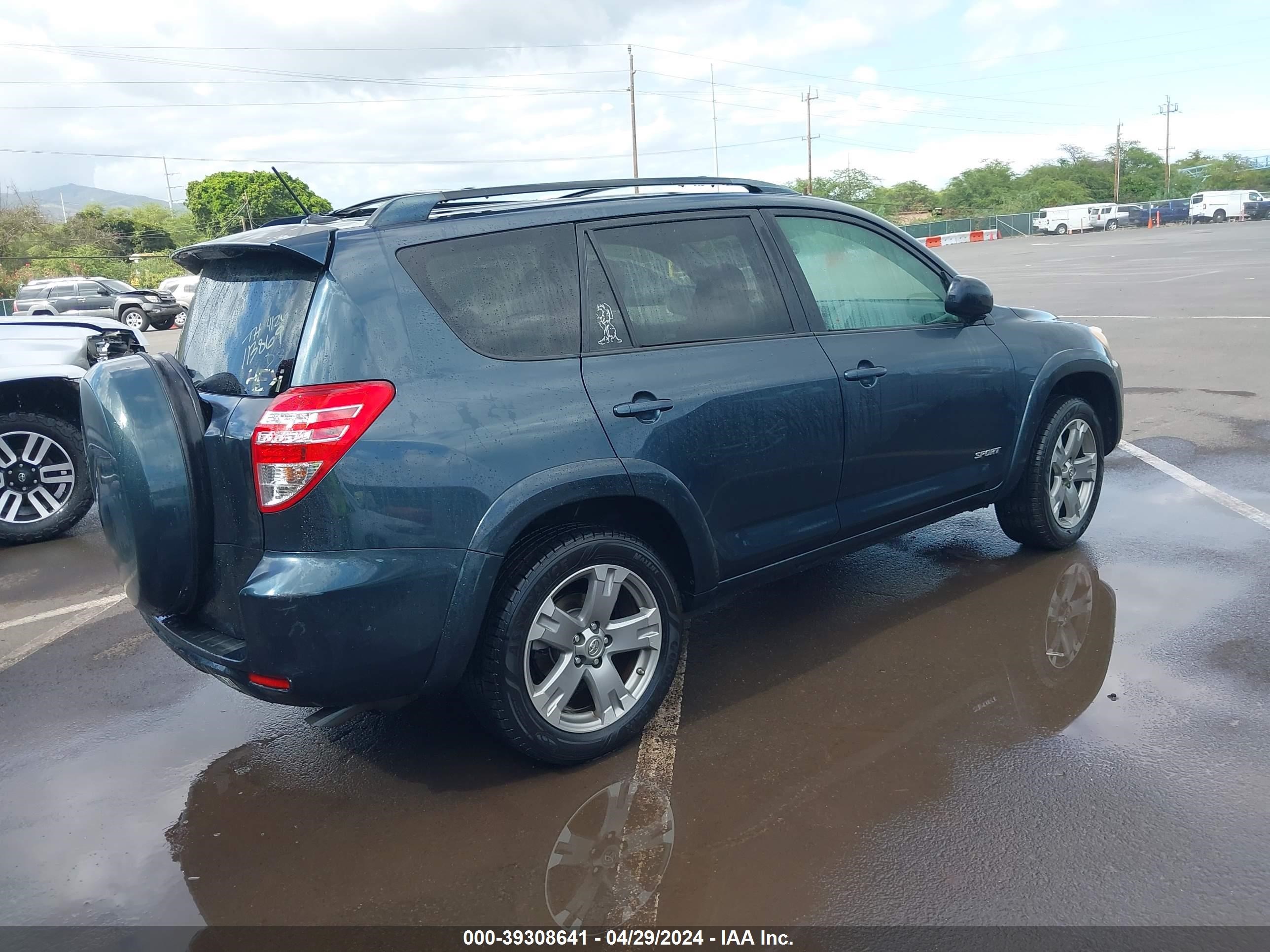 Photo 3 VIN: JTMZF32V69D002440 - TOYOTA RAV 4 