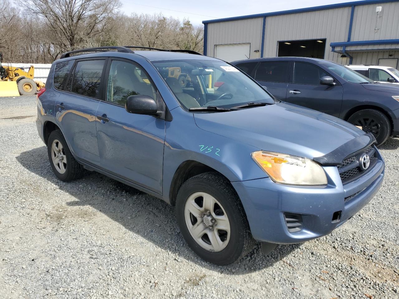 Photo 3 VIN: JTMZF33V29D014101 - TOYOTA RAV 4 