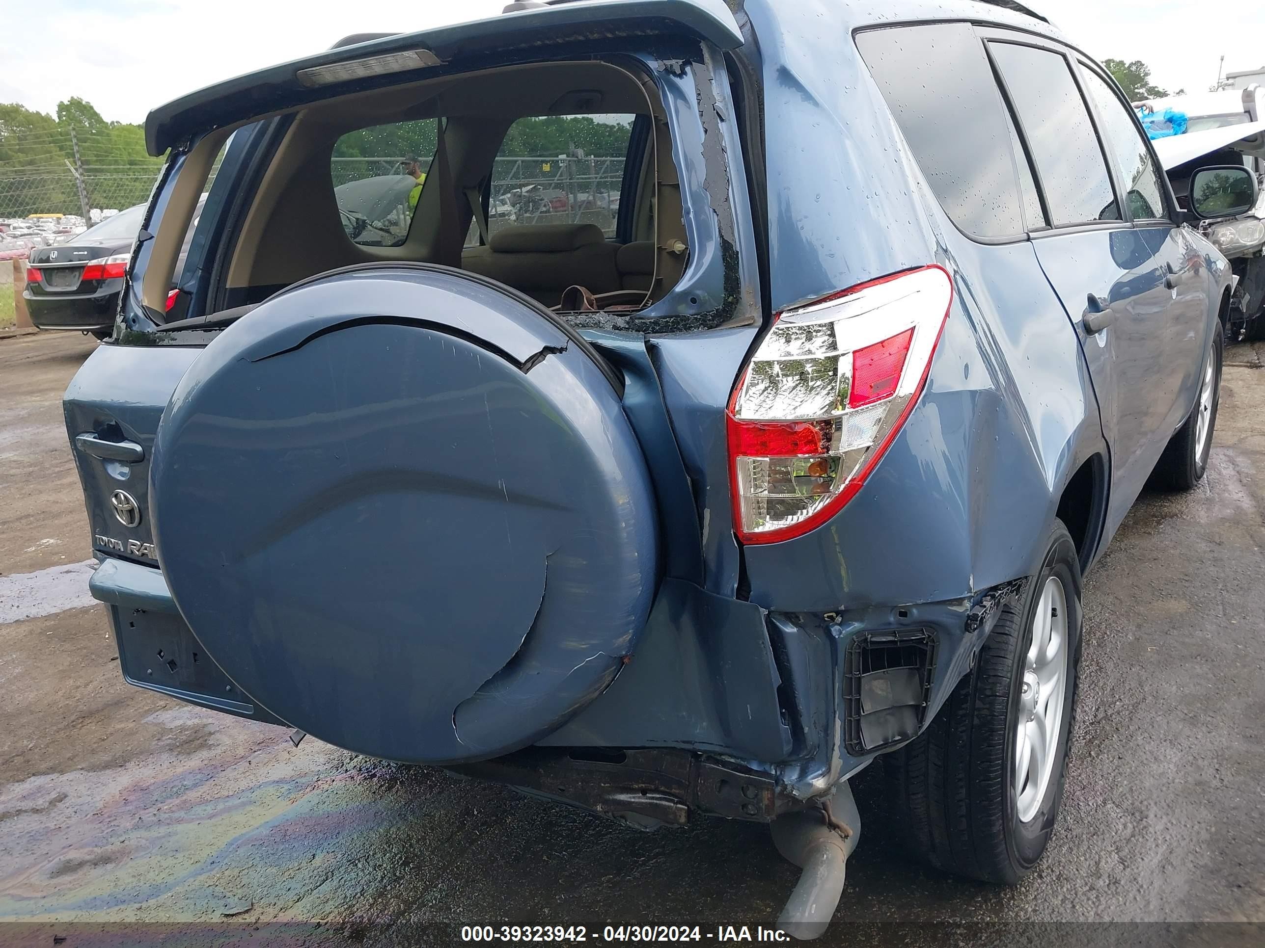 Photo 5 VIN: JTMZF33V39D014852 - TOYOTA RAV 4 