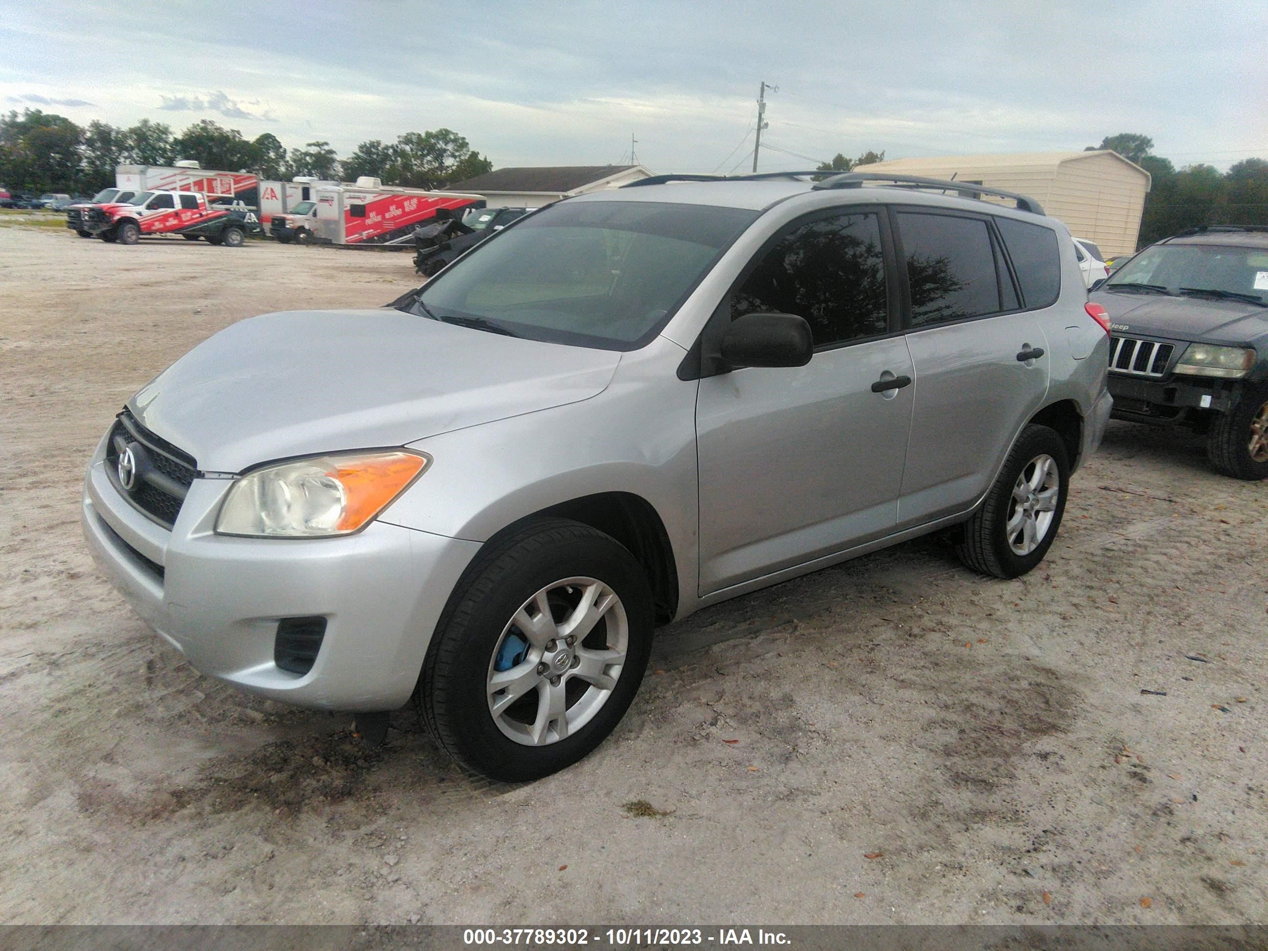 Photo 1 VIN: JTMZF33V79D009427 - TOYOTA RAV 4 