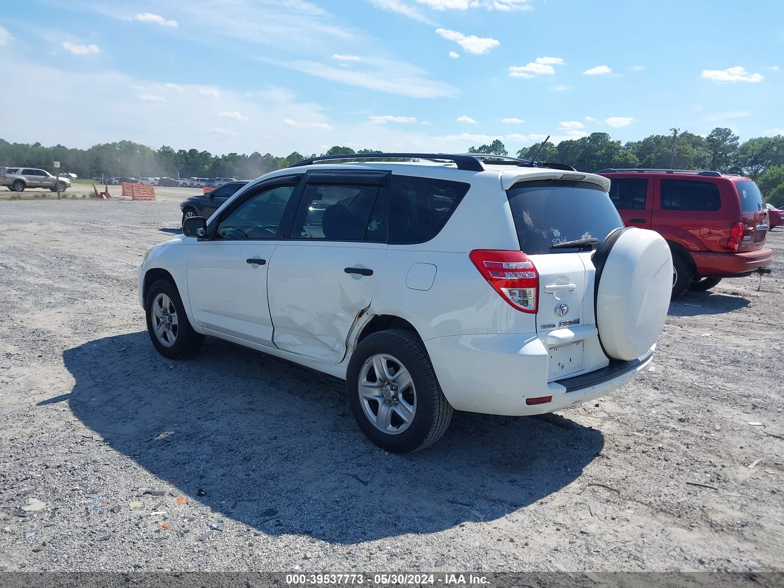 Photo 2 VIN: JTMZF33V89D006701 - TOYOTA RAV 4 