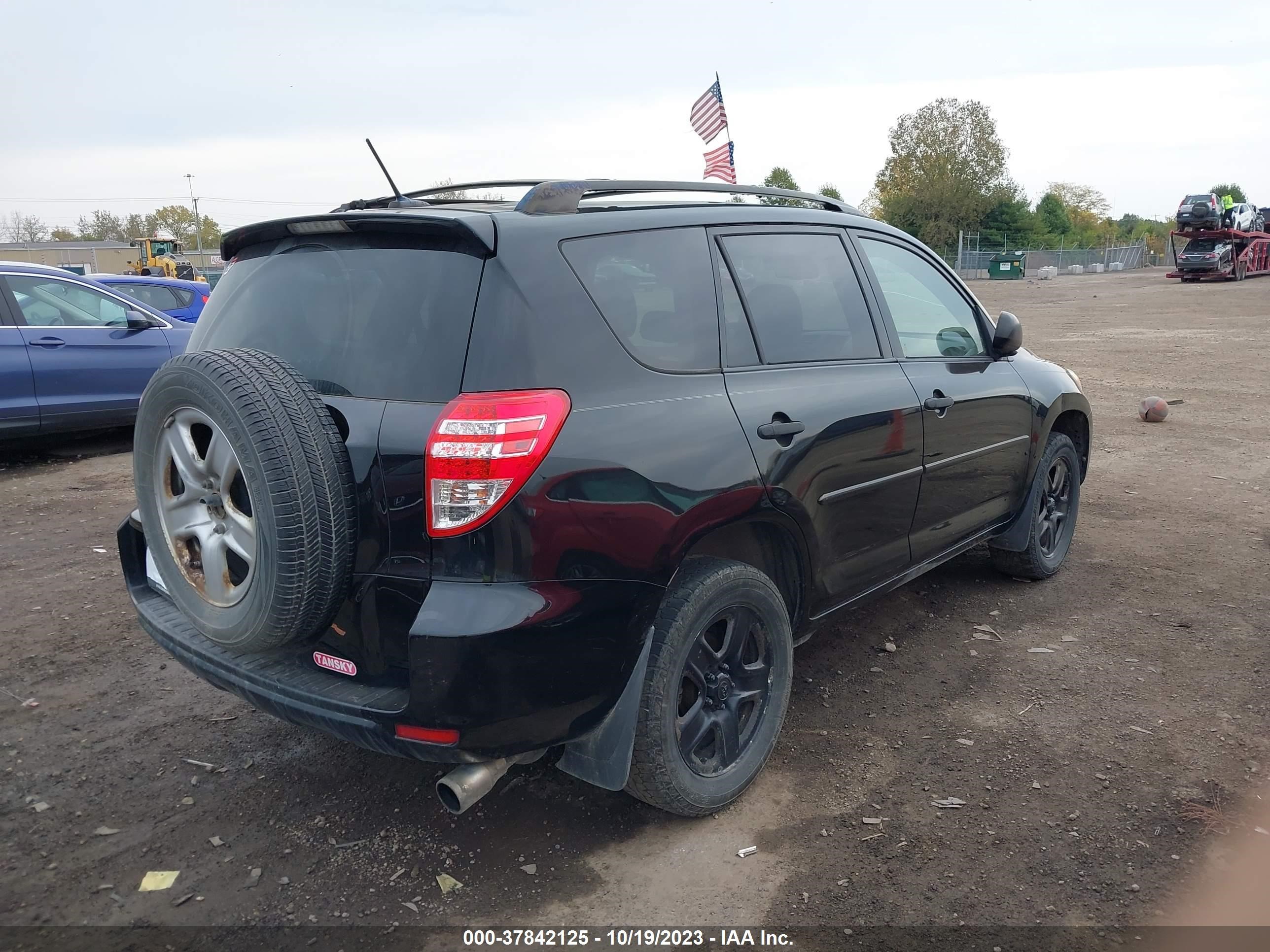 Photo 3 VIN: JTMZF33VX9D002455 - TOYOTA RAV 4 