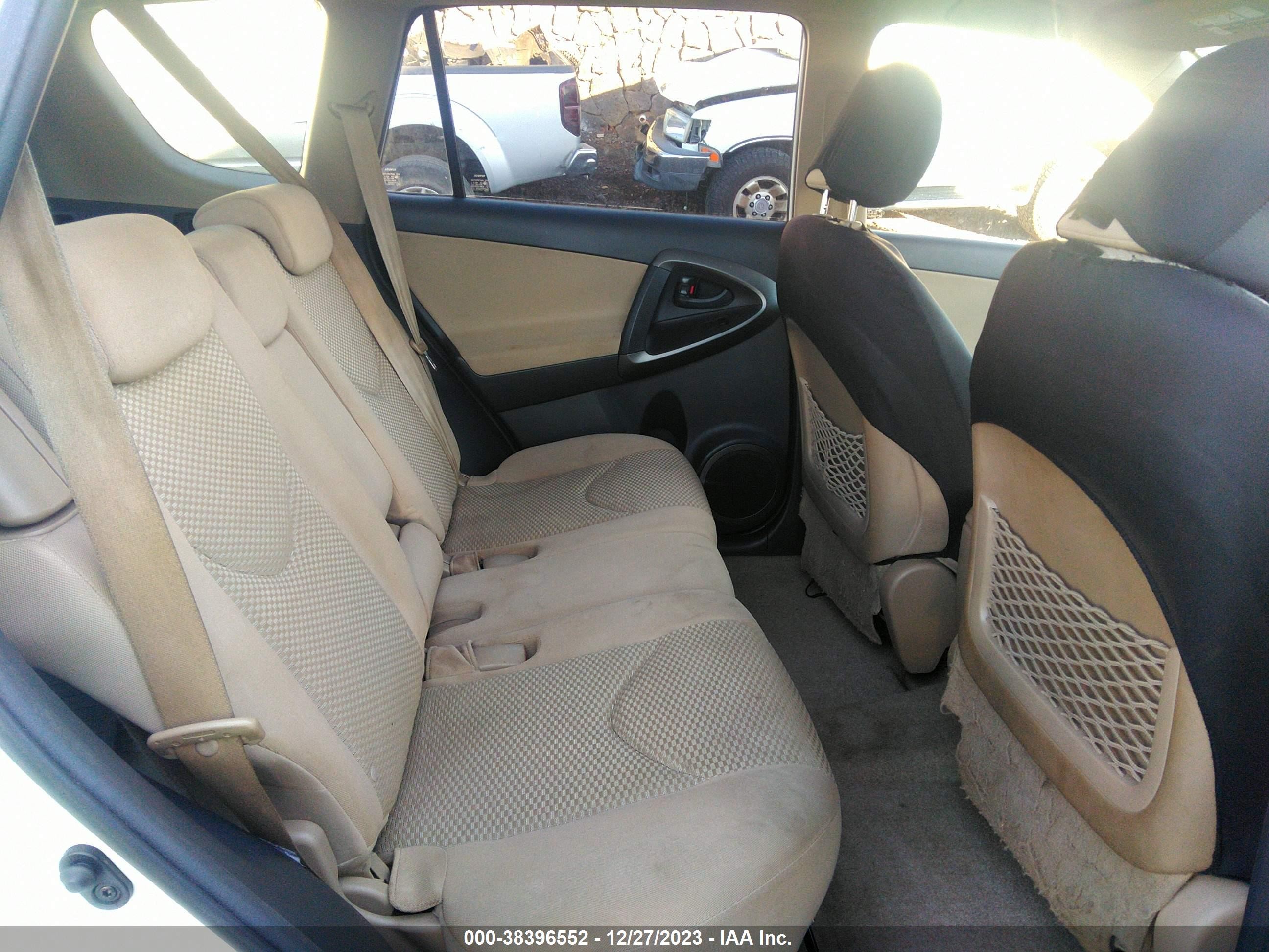 Photo 7 VIN: JTMZF34V995008062 - TOYOTA RAV 4 