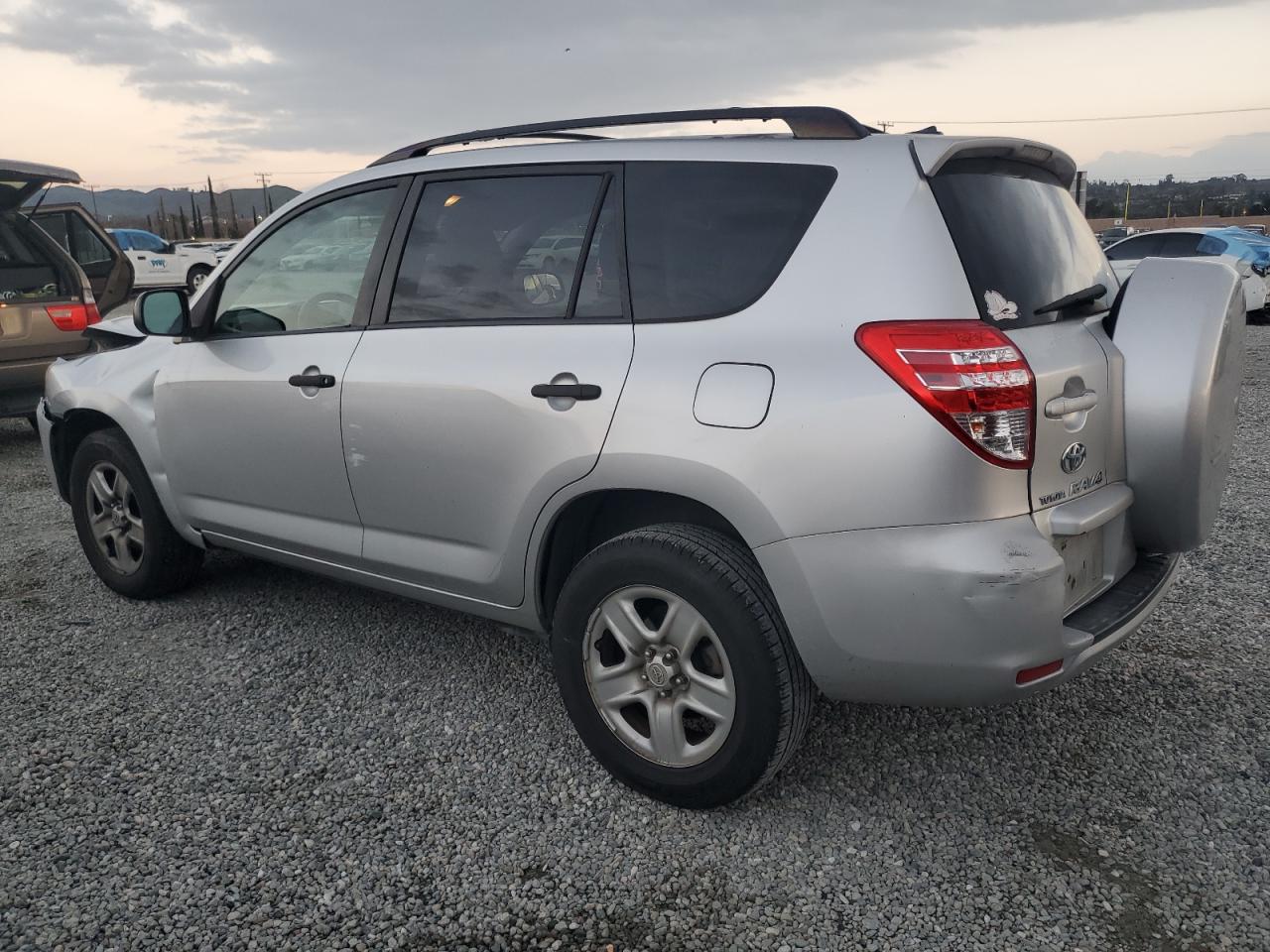 Photo 1 VIN: JTMZF35V295008743 - TOYOTA RAV 4 