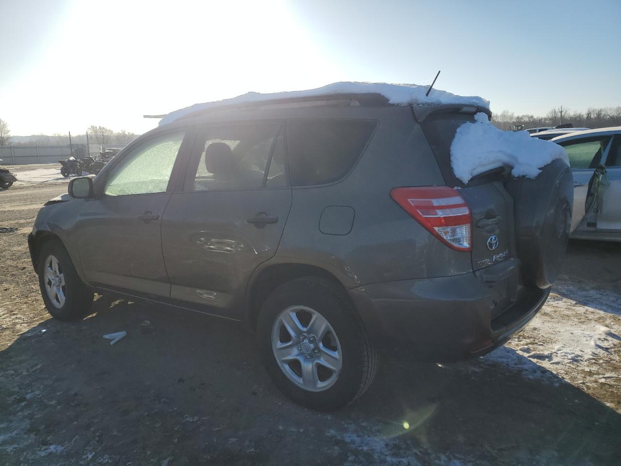 Photo 1 VIN: JTMZF4DV0A5026489 - TOYOTA RAV 4 