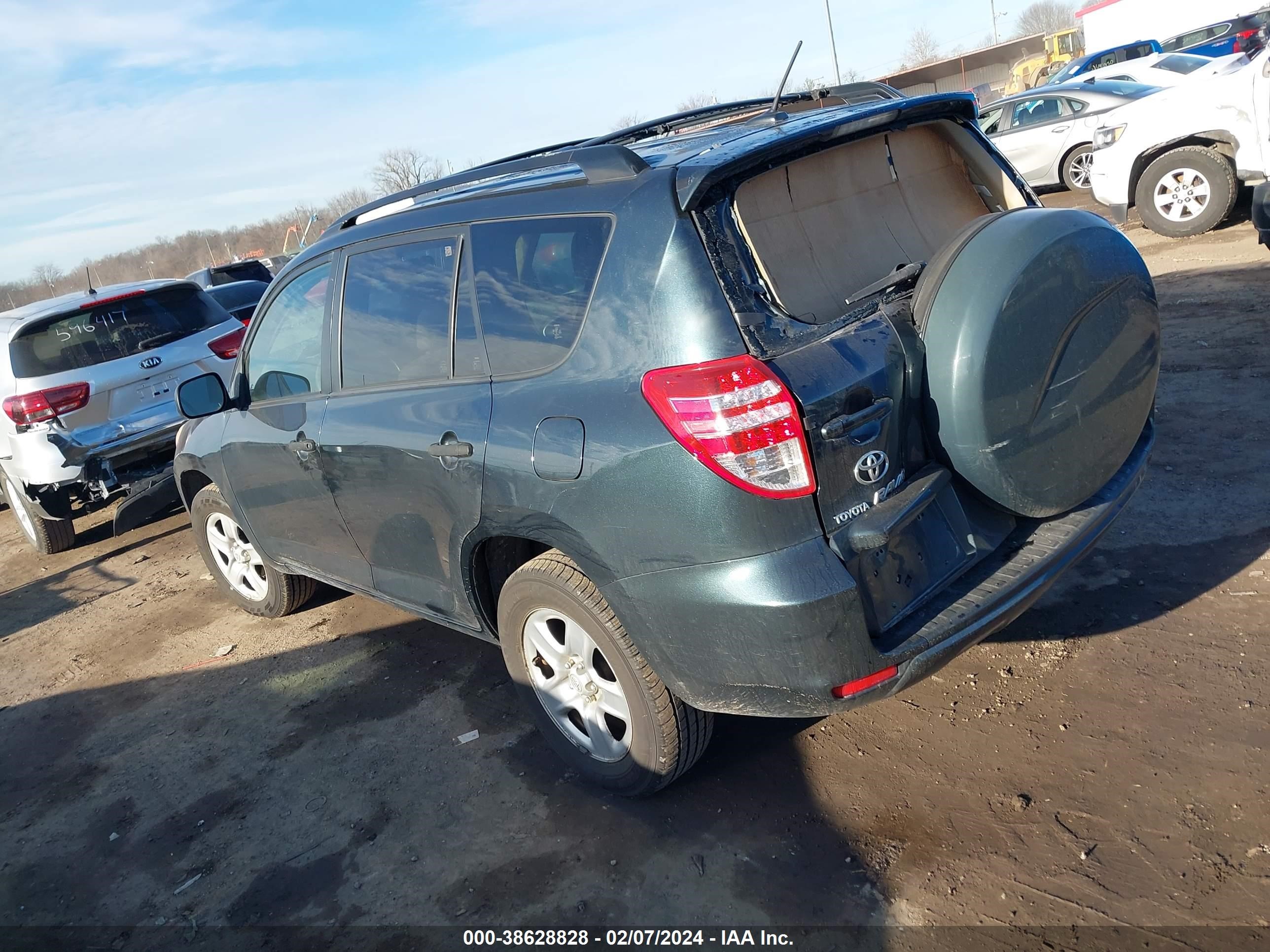 Photo 2 VIN: JTMZF4DV1A5025061 - TOYOTA RAV 4 