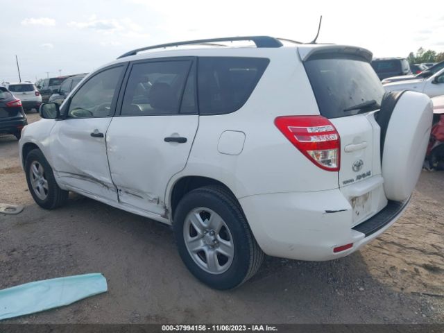 Photo 2 VIN: JTMZF4DV2AD025351 - TOYOTA RAV4 