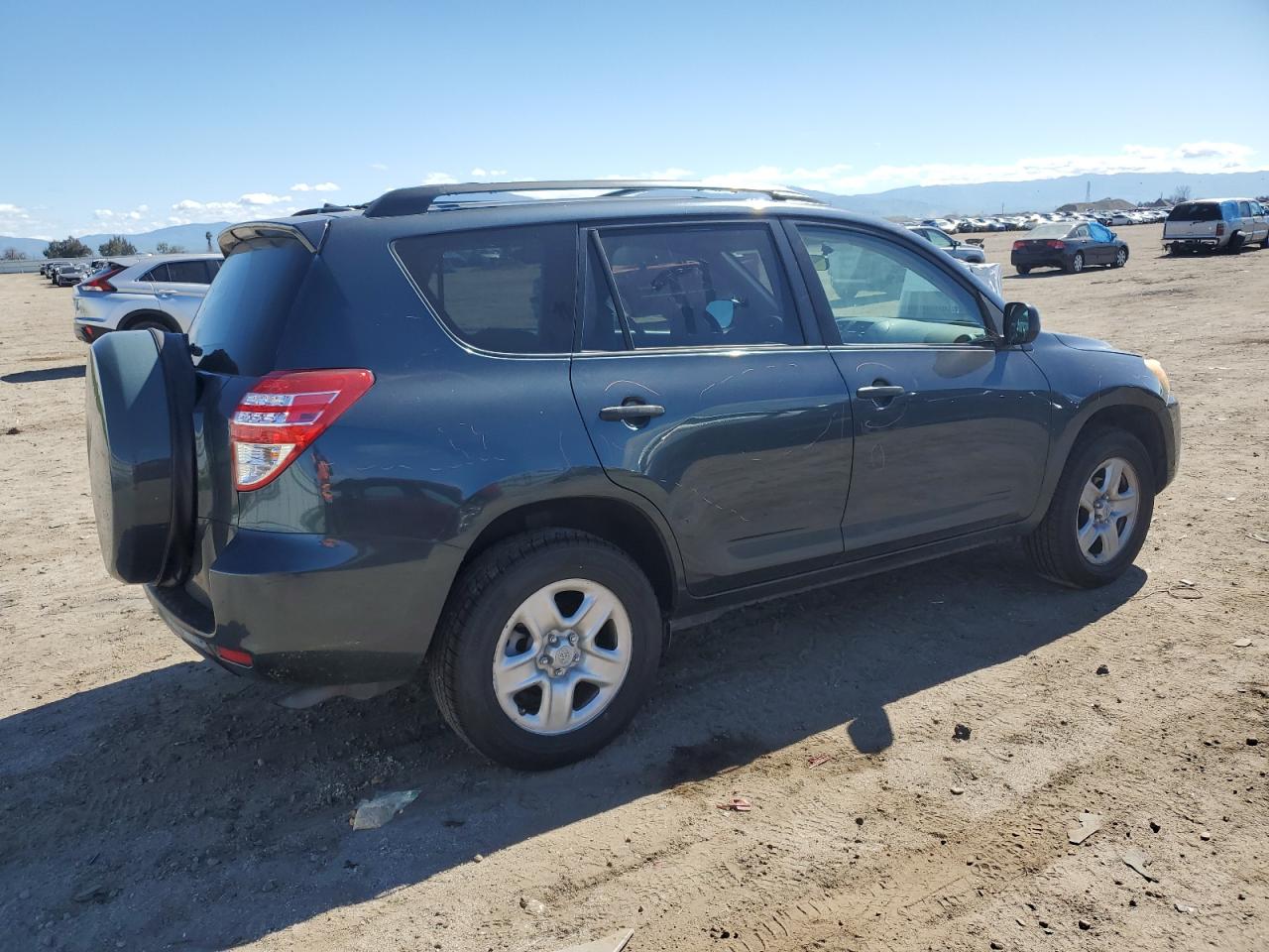 Photo 2 VIN: JTMZF4DV4A5030335 - TOYOTA RAV 4 