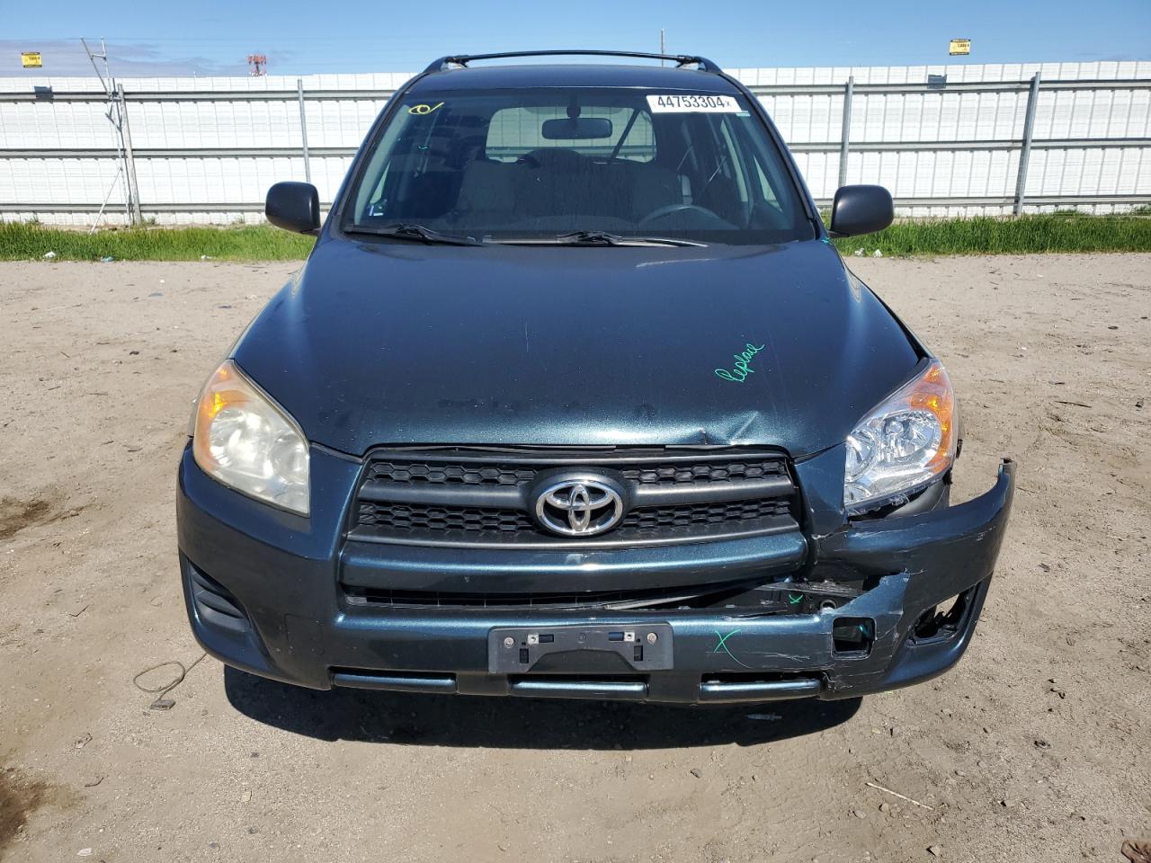 Photo 4 VIN: JTMZF4DV4A5030335 - TOYOTA RAV 4 