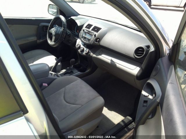 Photo 4 VIN: JTMZF4DV6BD030876 - TOYOTA RAV4 