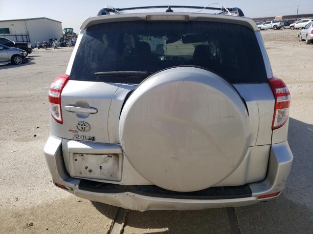 Photo 8 VIN: JTMZF4DV7BD031115 - TOYOTA RAV4 