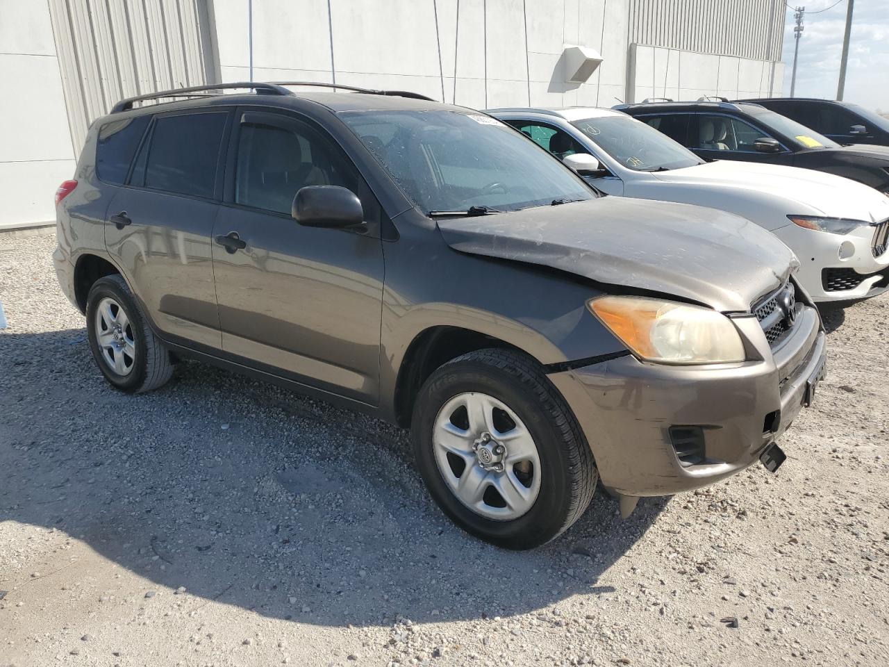 Photo 3 VIN: JTMZF4DV8A5020231 - TOYOTA RAV 4 