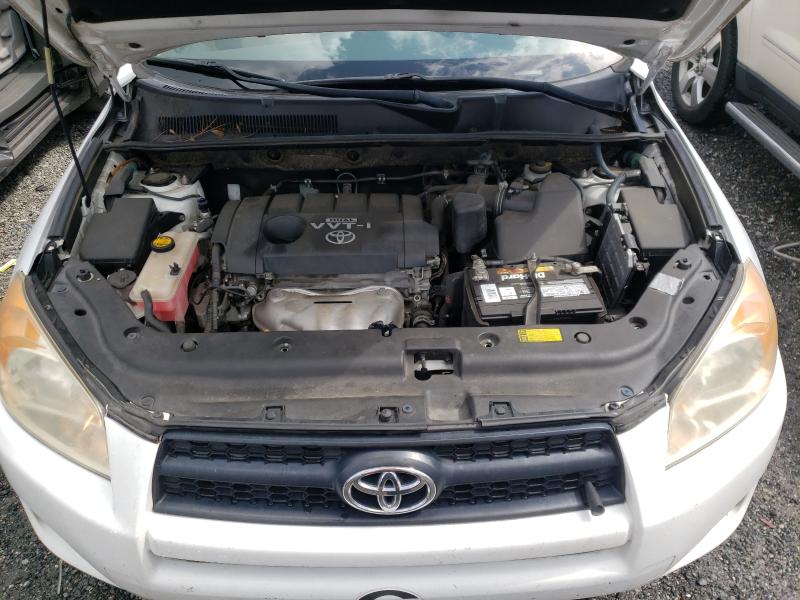 Photo 6 VIN: JTMZF4DV8AD024074 - TOYOTA RAV4 