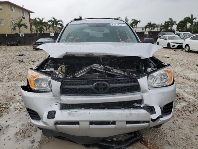 Photo 4 VIN: JTMZF4DV9AD023953 - TOYOTA RAV4 