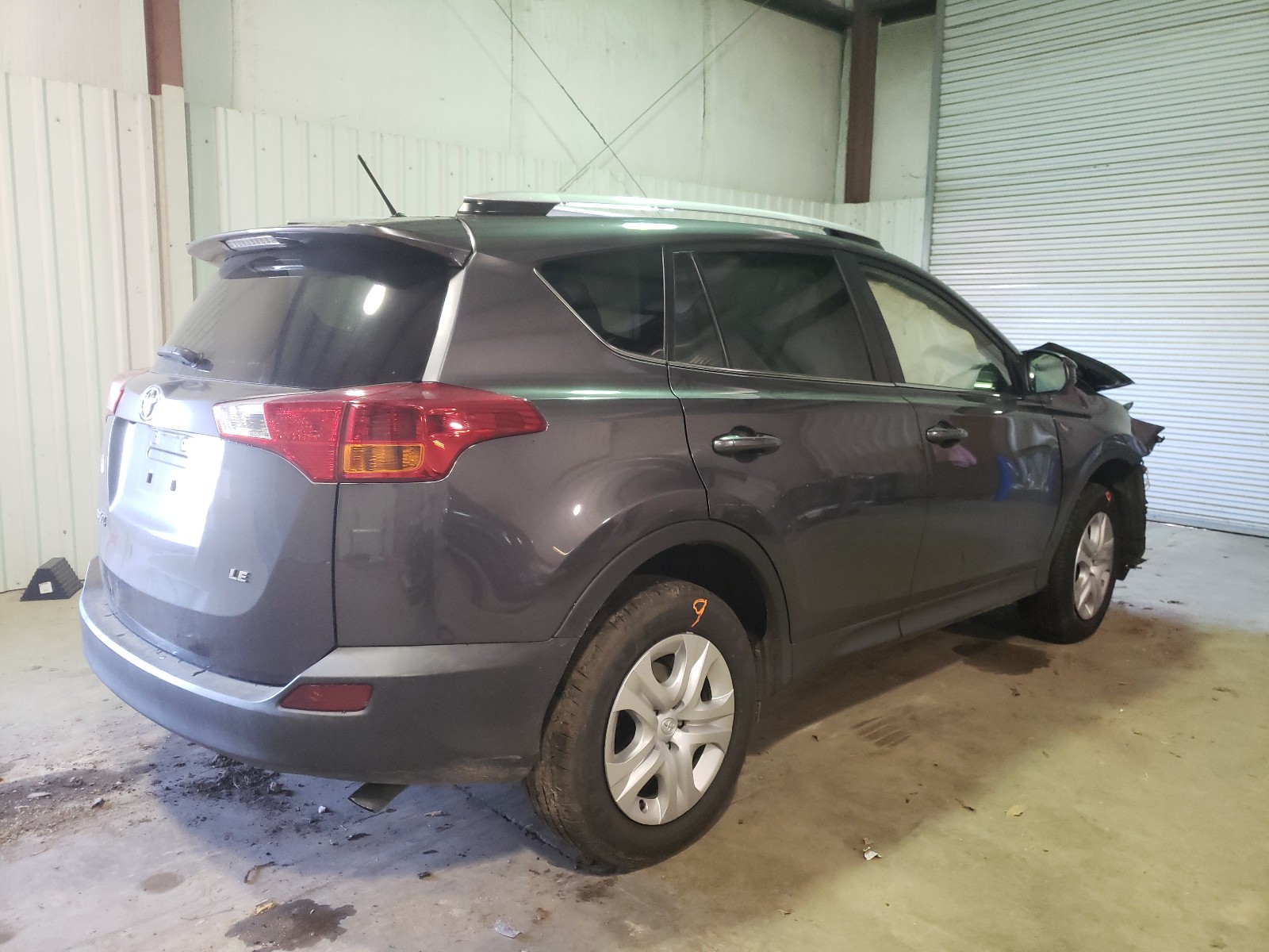 Photo 3 VIN: JTMZFREV0EJ004355 - TOYOTA RAV4 LE 