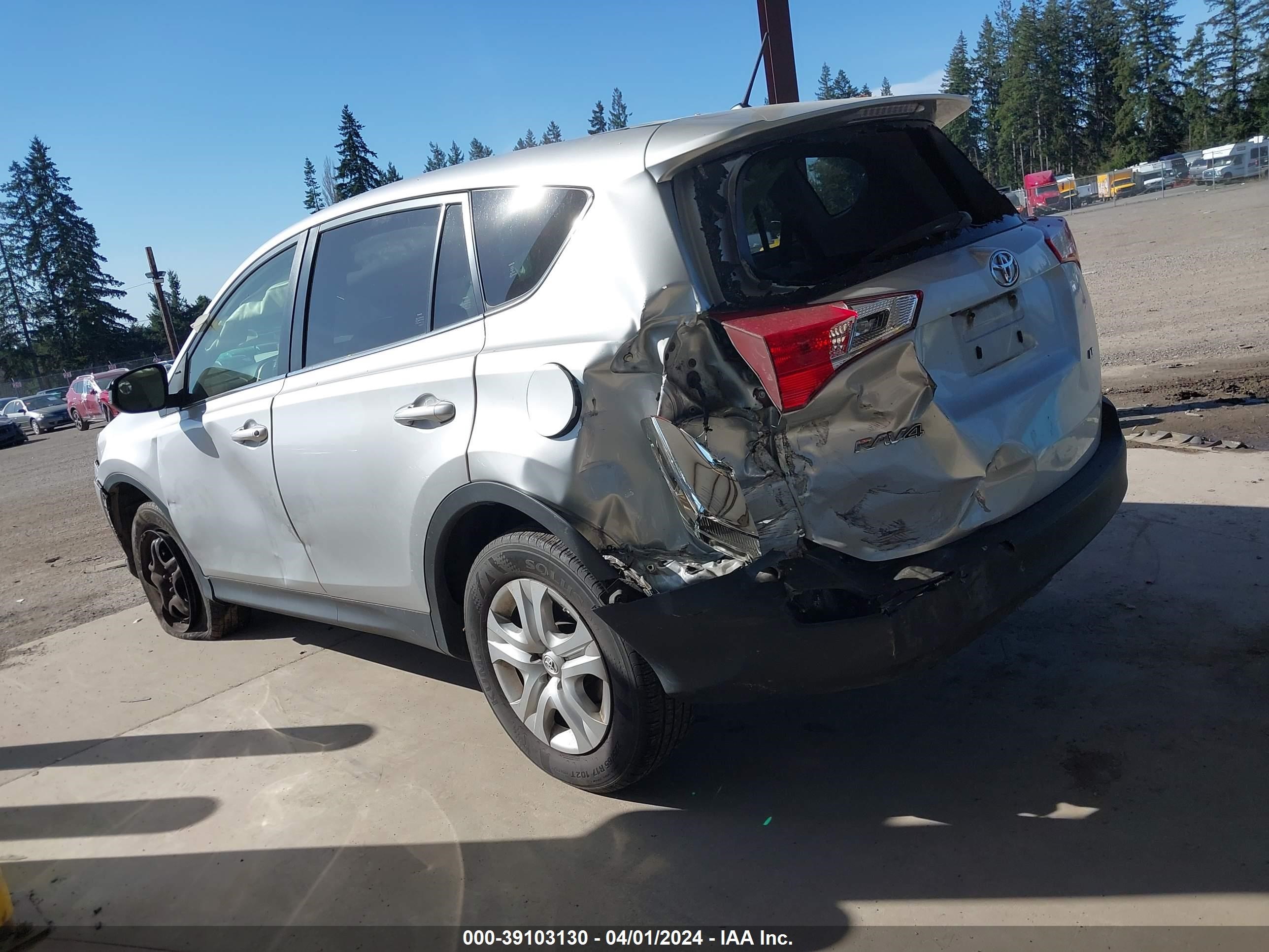 Photo 13 VIN: JTMZFREV0FJ026051 - TOYOTA RAV 4 