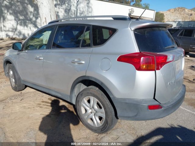 Photo 2 VIN: JTMZFREV0FJ034263 - TOYOTA RAV4 