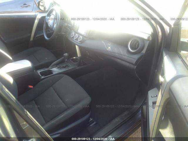 Photo 4 VIN: JTMZFREV0GJ100697 - TOYOTA RAV4 