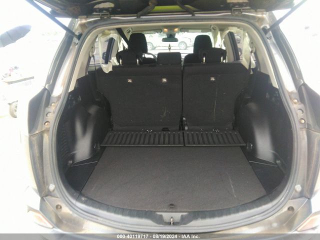 Photo 7 VIN: JTMZFREV0HJ100992 - TOYOTA RAV4 