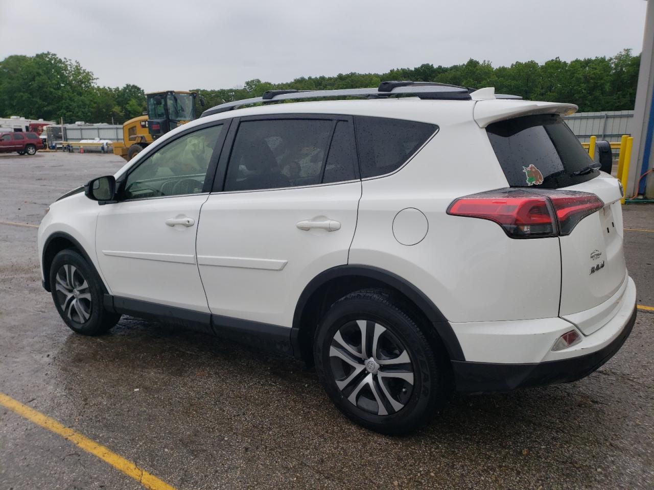 Photo 1 VIN: JTMZFREV0HJ711797 - TOYOTA RAV 4 